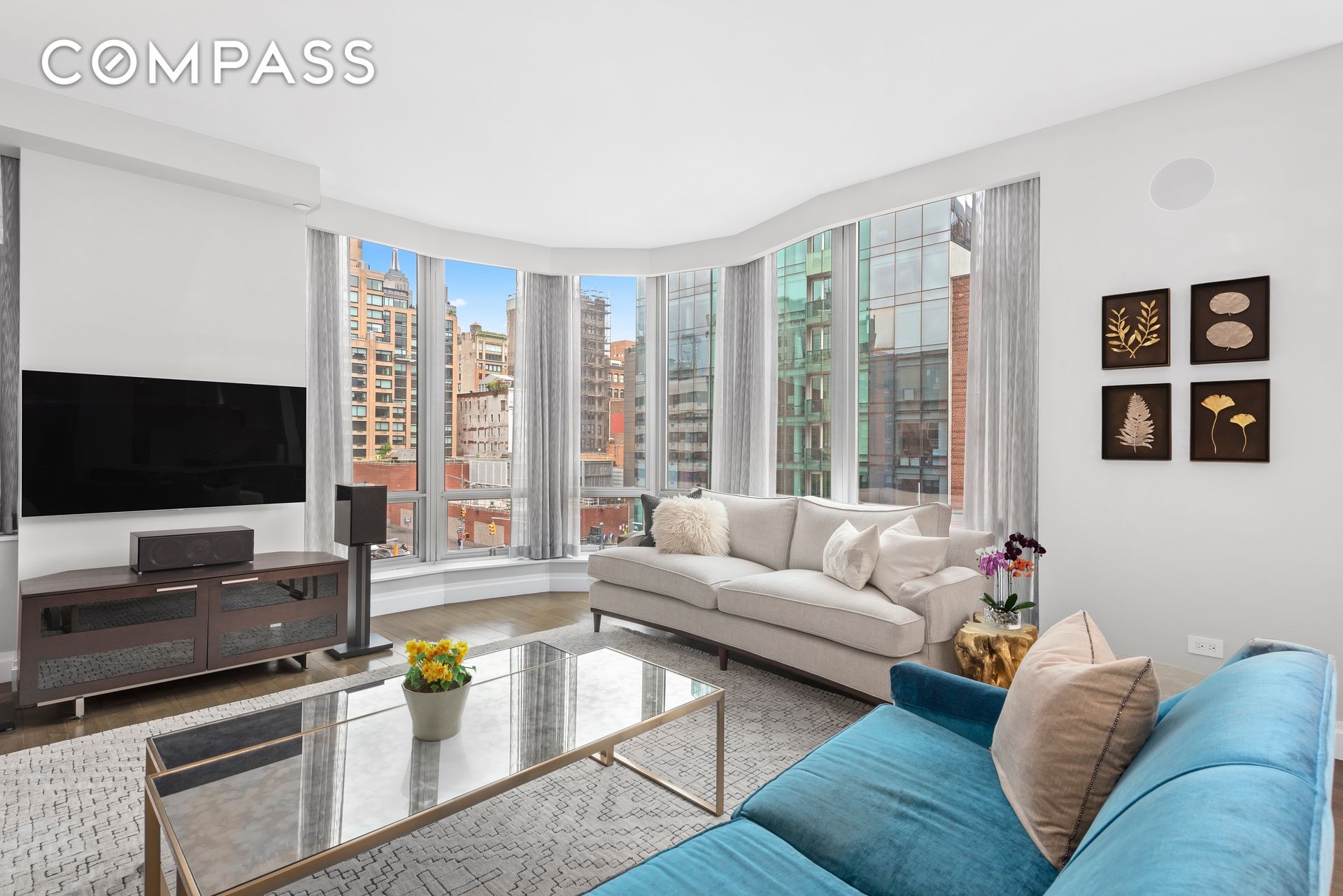 201 West 17th Street 4A, Chelsea, Downtown, NYC - 3 Bedrooms  
2.5 Bathrooms  
6 Rooms - 