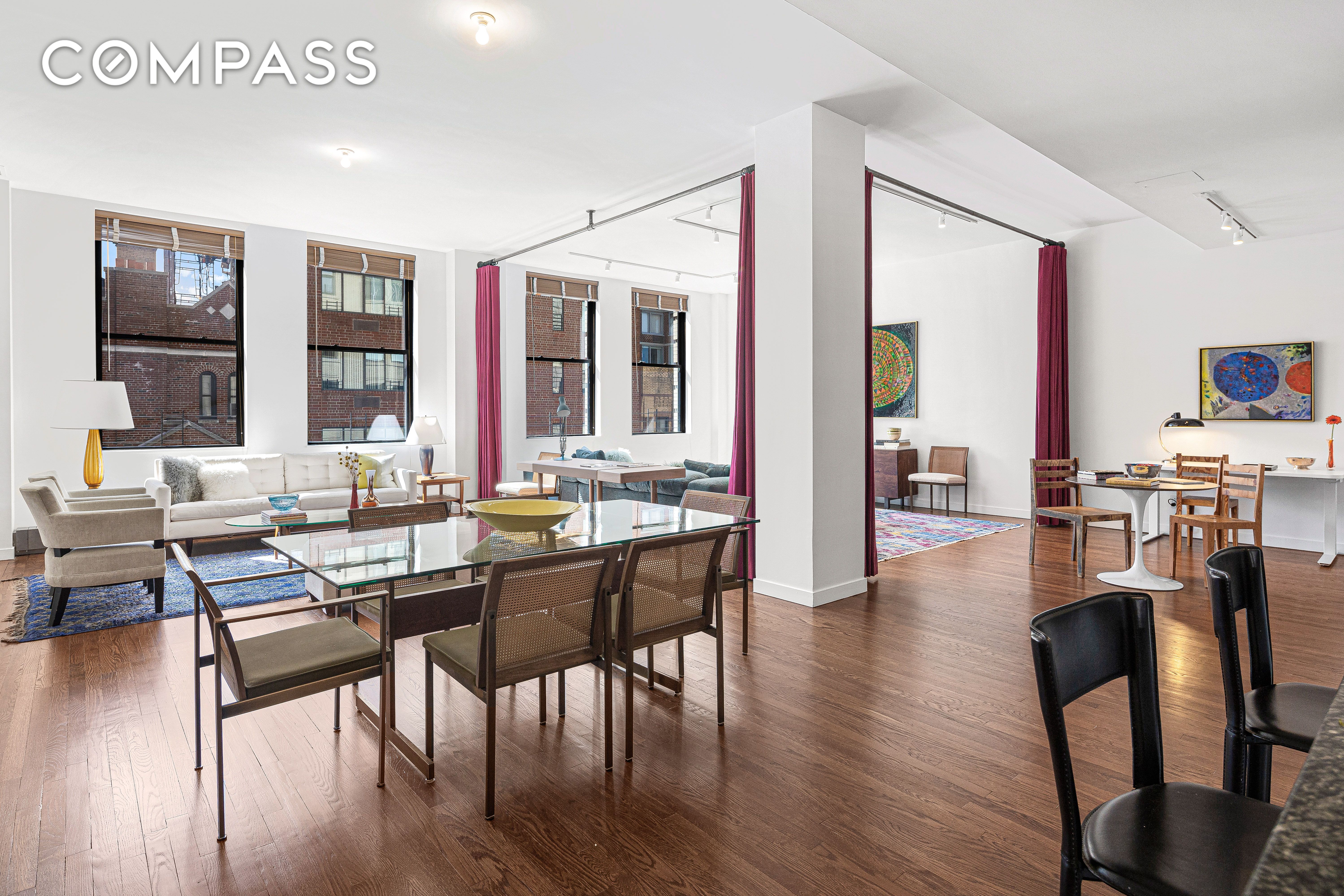 257 West 17th Street 5C, Chelsea, Downtown, NYC - 3 Bedrooms  
2.5 Bathrooms  
5 Rooms - 
