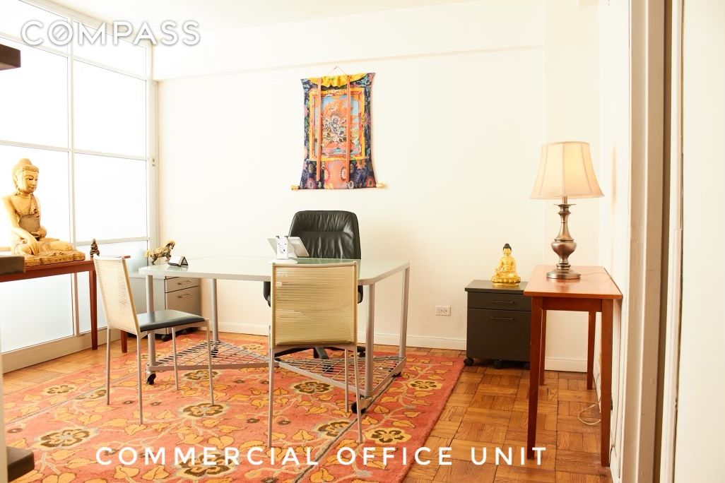 333 East 46th Street 1J, Midtown East, Midtown East, NYC - 2 Bedrooms  
1 Bathrooms  
3 Rooms - 