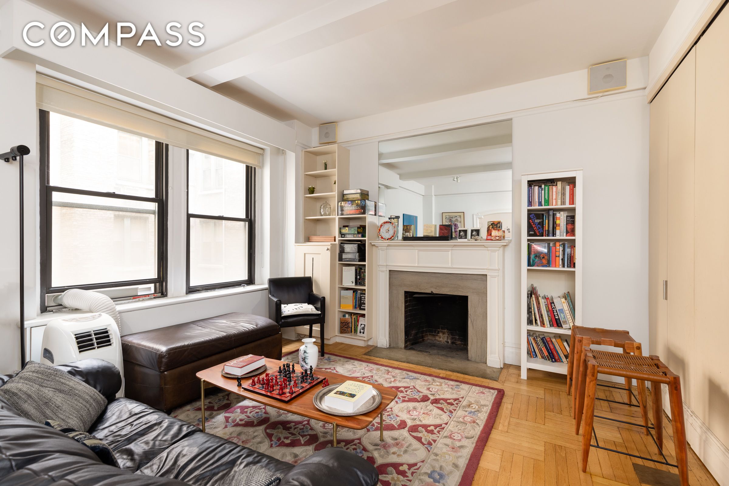 67 Park Avenue 8E, Murray Hill, Midtown East, NYC - 1 Bedrooms  
1 Bathrooms  
3 Rooms - 