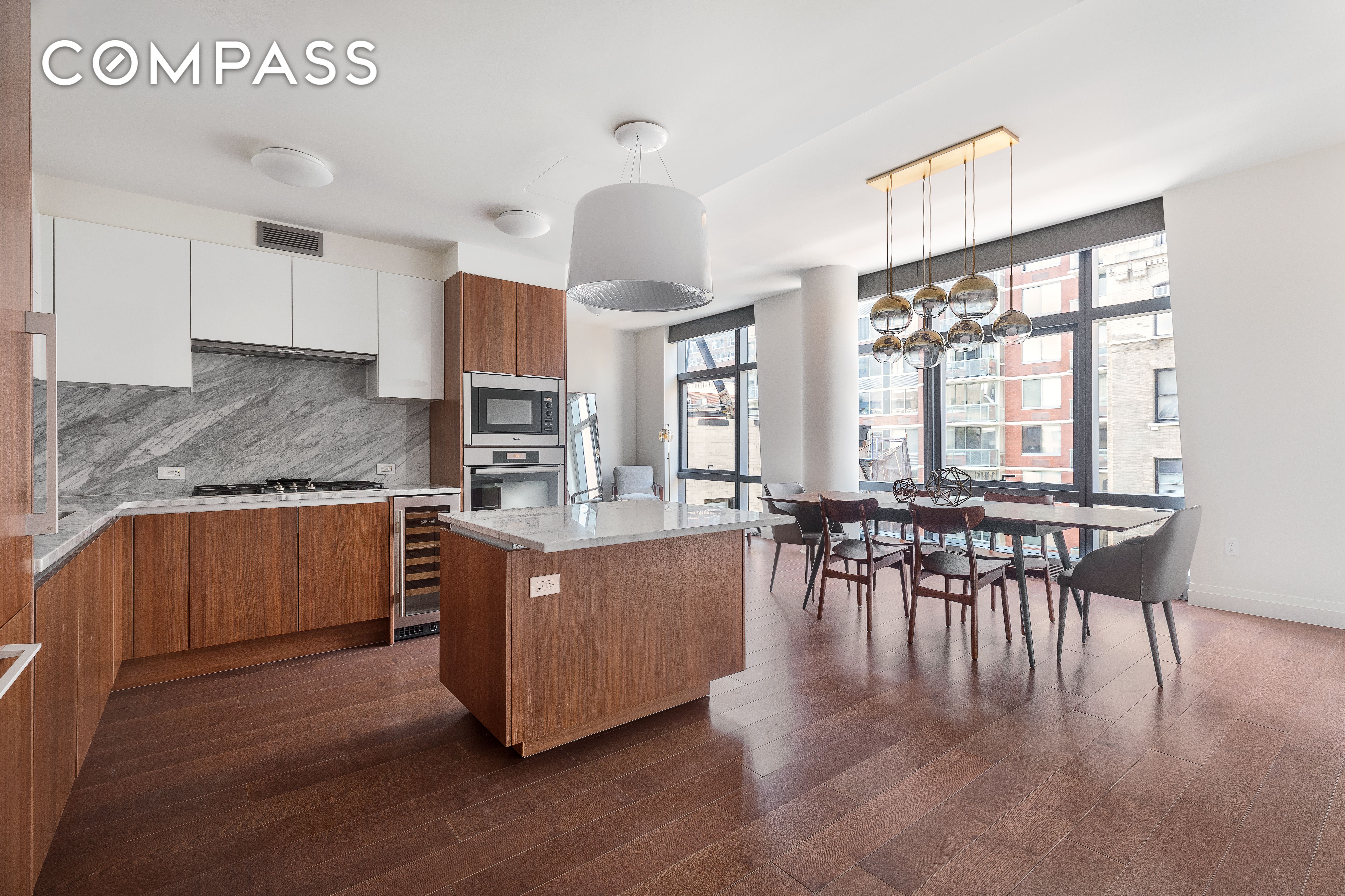 35 West 15th Street 8D, Flatiron, Downtown, NYC - 2 Bedrooms  
2.5 Bathrooms  
4 Rooms - 