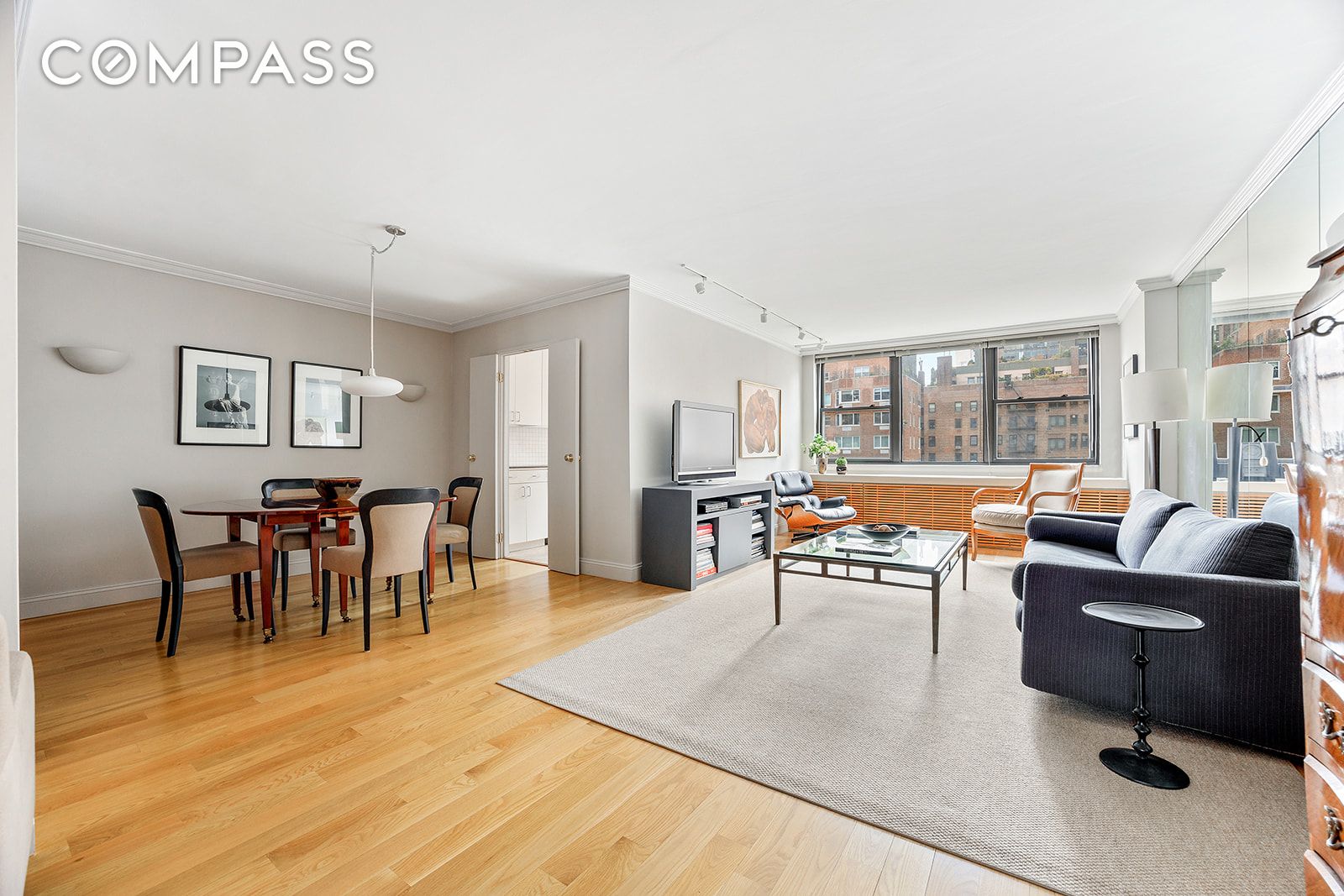 420 East 51st Street 10C, Midtown East, Midtown East, NYC - 2 Bedrooms  
2 Bathrooms  
4 Rooms - 