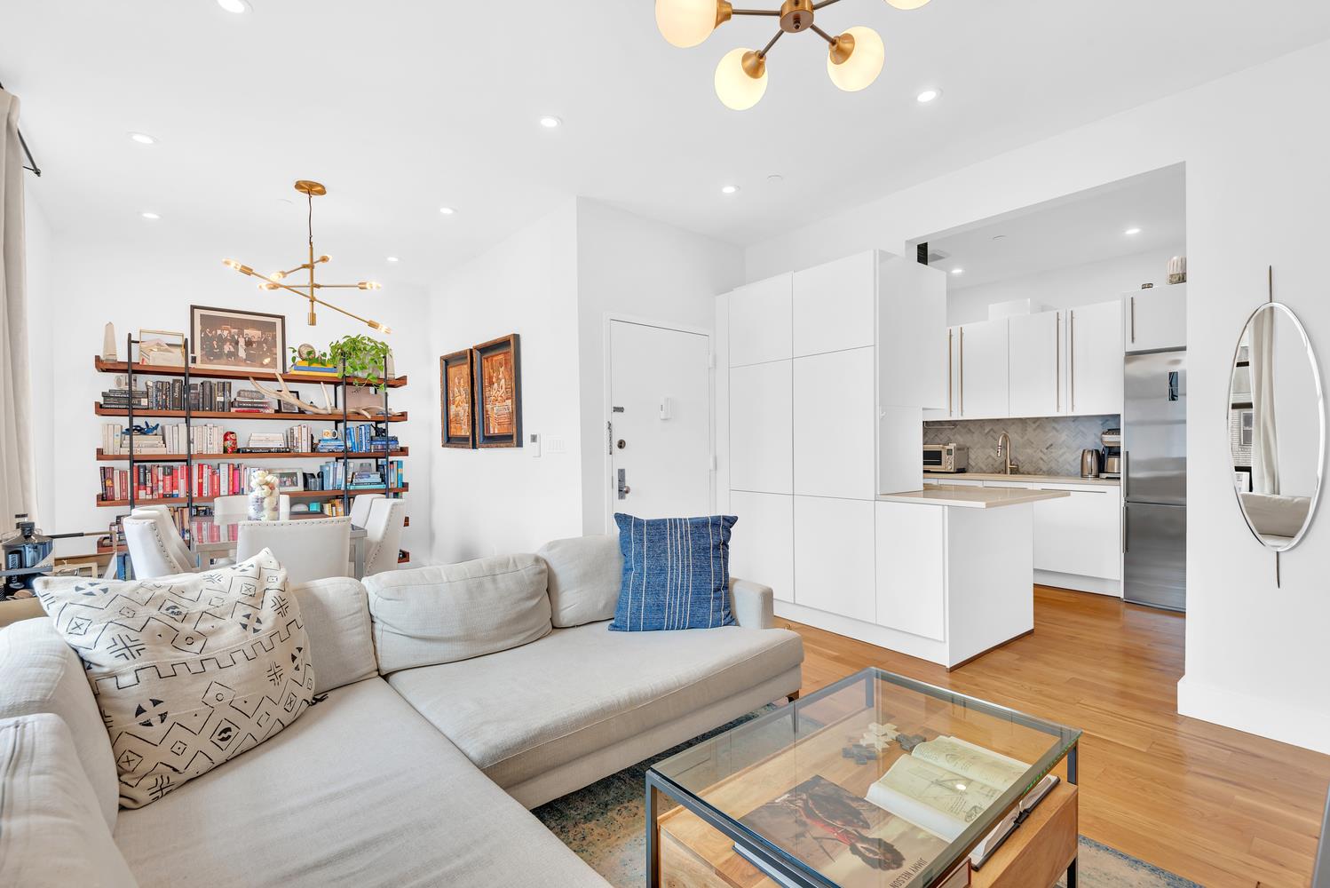 199 West 134th Street 5, Central Harlem, Upper Manhattan, NYC - 2 Bedrooms  
1 Bathrooms  
3 Rooms - 