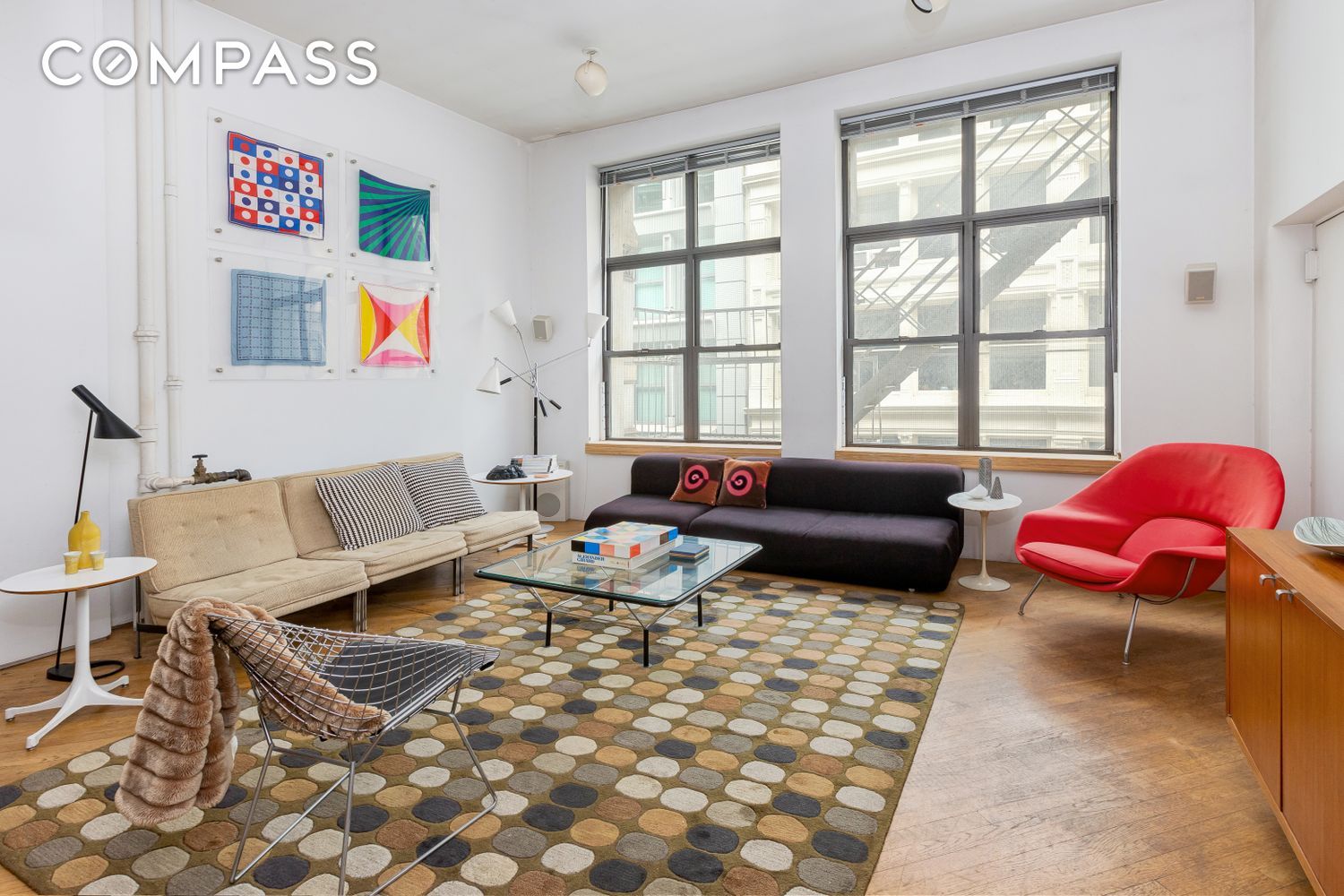 16 Greene Street 3N, Soho, Downtown, NYC - 2 Bedrooms  
1 Bathrooms  
2 Rooms - 