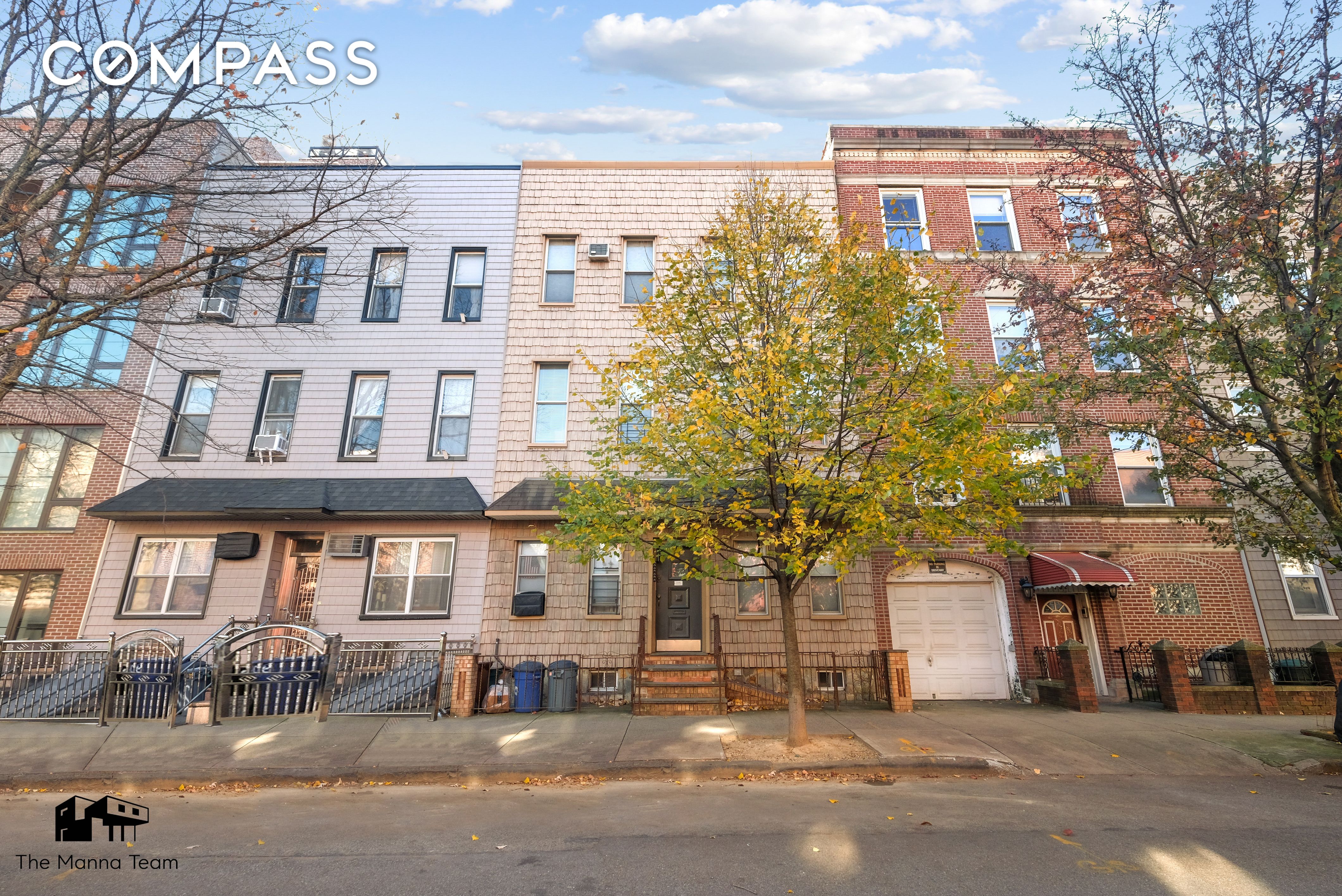 104 Jackson Street, Williamsburg, Brooklyn, New York - 9 Bedrooms  
7.5 Bathrooms  
24 Rooms - 