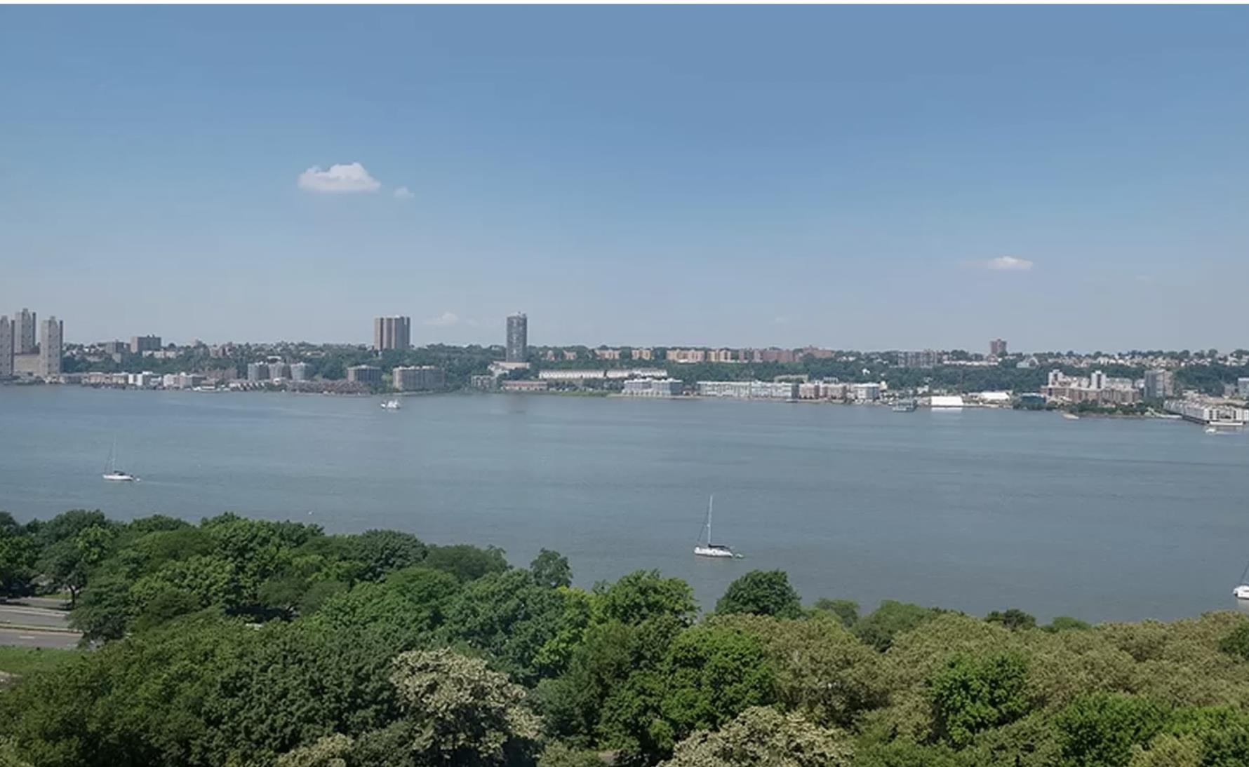 98 Riverside Drive Ph-B, Upper West Side, Upper West Side, NYC - 3 Bedrooms  
3 Bathrooms  
6 Rooms - 