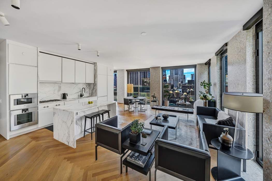 16 West 40th Street 20C, Chelsea And Clinton,  - 2 Bedrooms  
2.5 Bathrooms  
5 Rooms - 