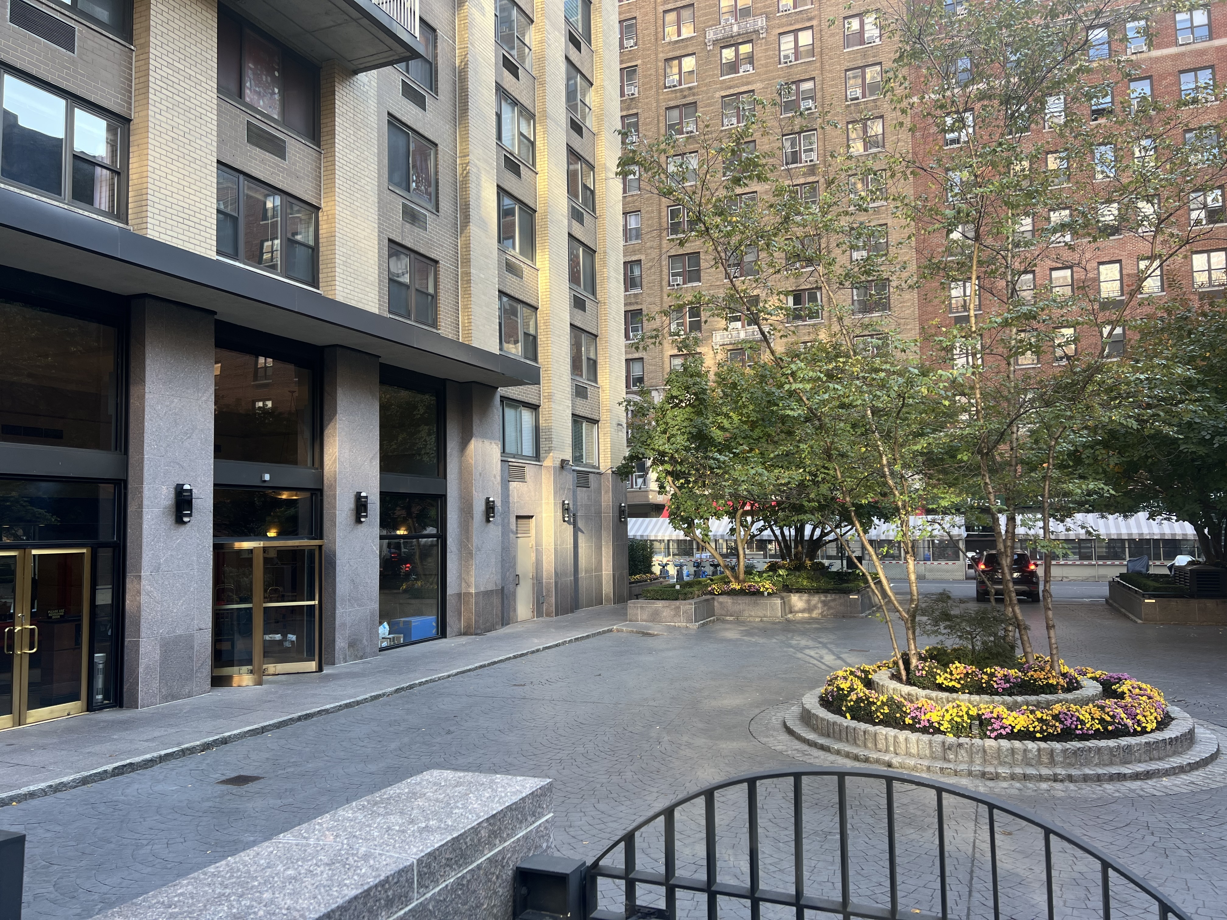 201 W 70th Street, New York, NY 10023, 1 Bedroom Bedrooms, 3 Rooms Rooms,1 BathroomBathrooms,Residential,For Sale,One Sherman Square,70th,PRCH-7750350