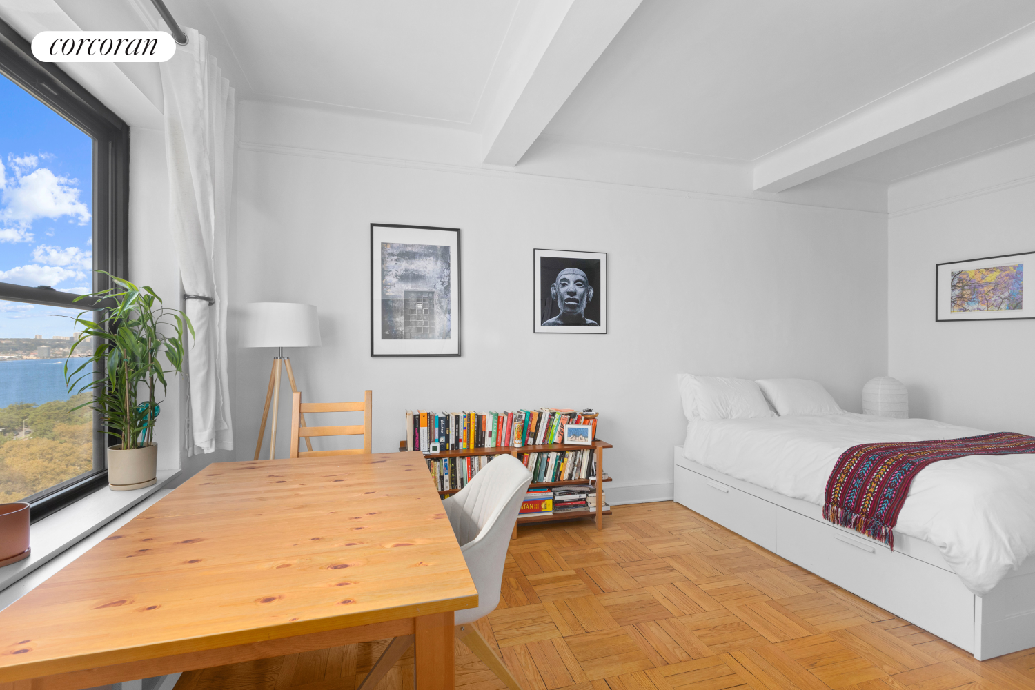 Photo 1 of 230 Riverside Drive 16M, Upper West Side, NYC, $549,000, Web #: 1046807145