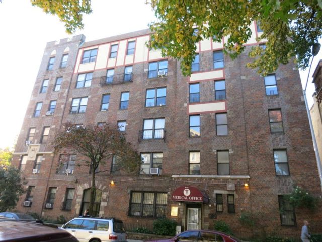 910 Park Place 1A1b, Crown Heights, Brooklyn, New York - 8 Bedrooms  
3.5 Bathrooms  
5 Rooms - 