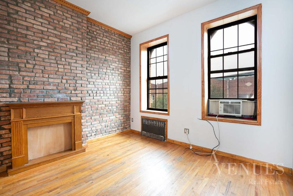 617 Hart Street 3R, Bushwick, Brooklyn, New York - 2 Bedrooms  
1 Bathrooms  
4 Rooms - 