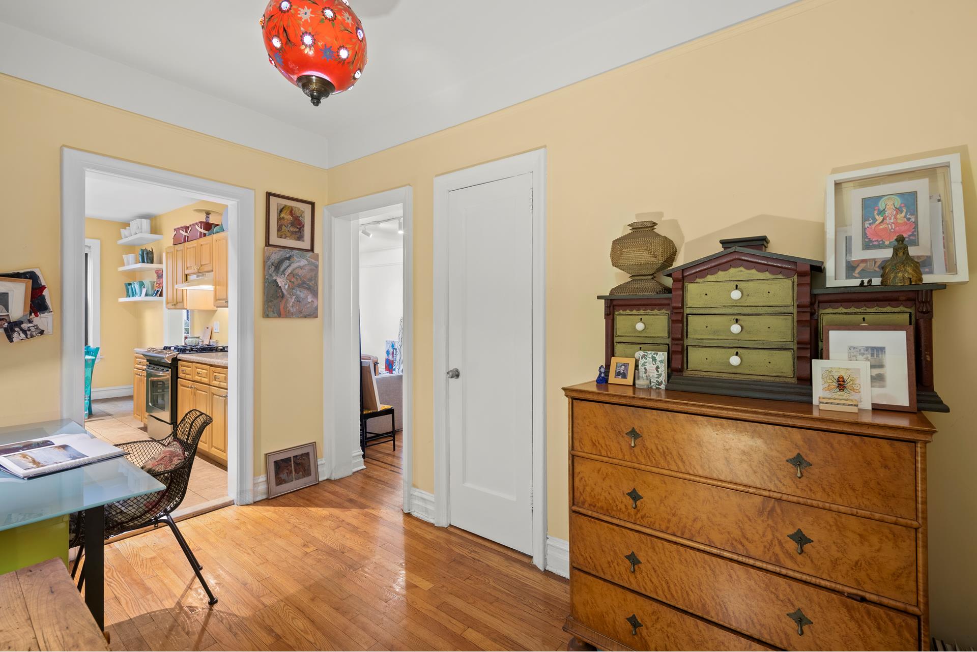 Photo 1 of 83-10 35th Avenue, Jackson Heights, New York, $475,000, Web #: 1047891140