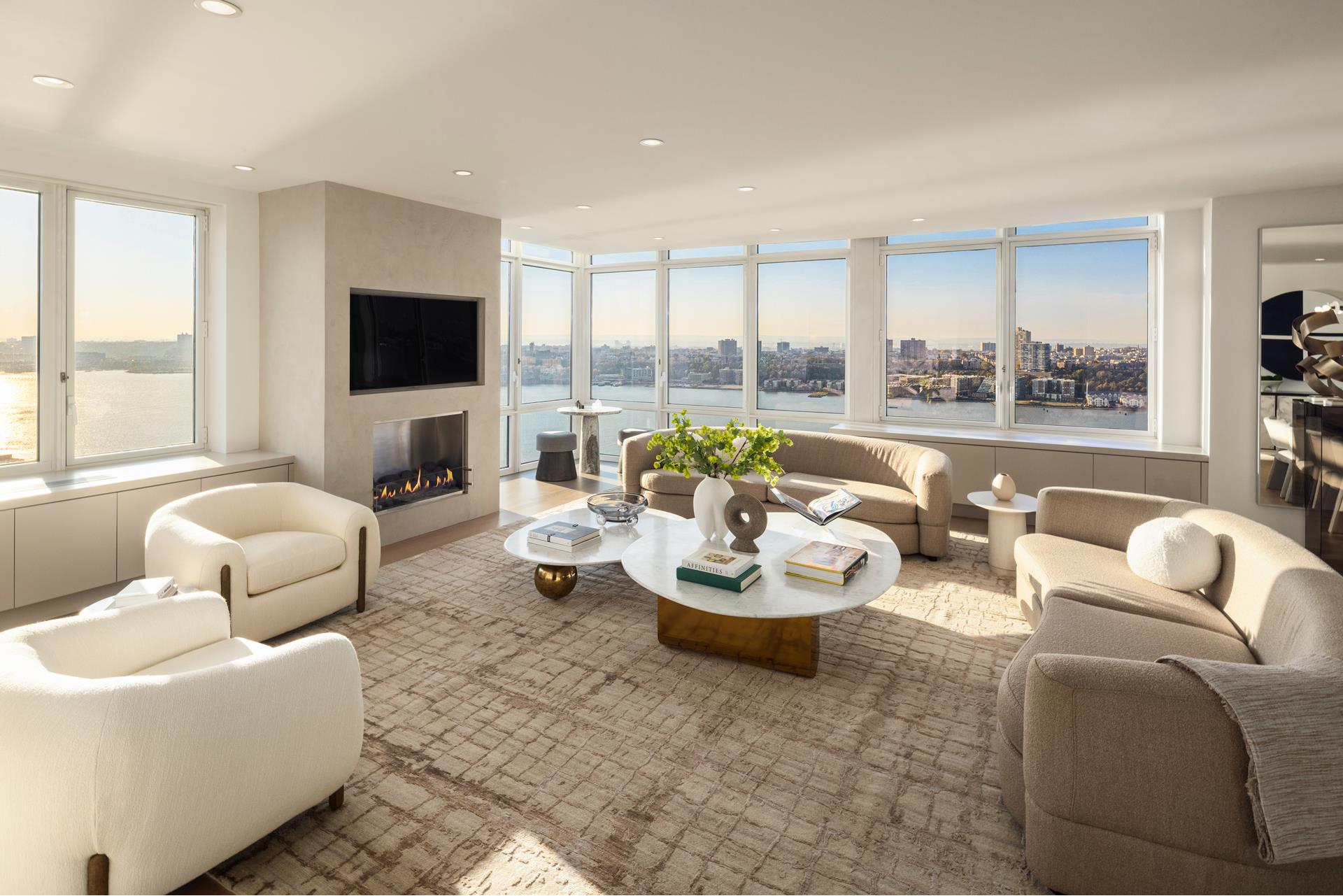 80 Riverside Boulevard 38Cd, Lincoln Sq, Upper West Side, NYC - 5 Bedrooms  
5.5 Bathrooms  
10 Rooms - 