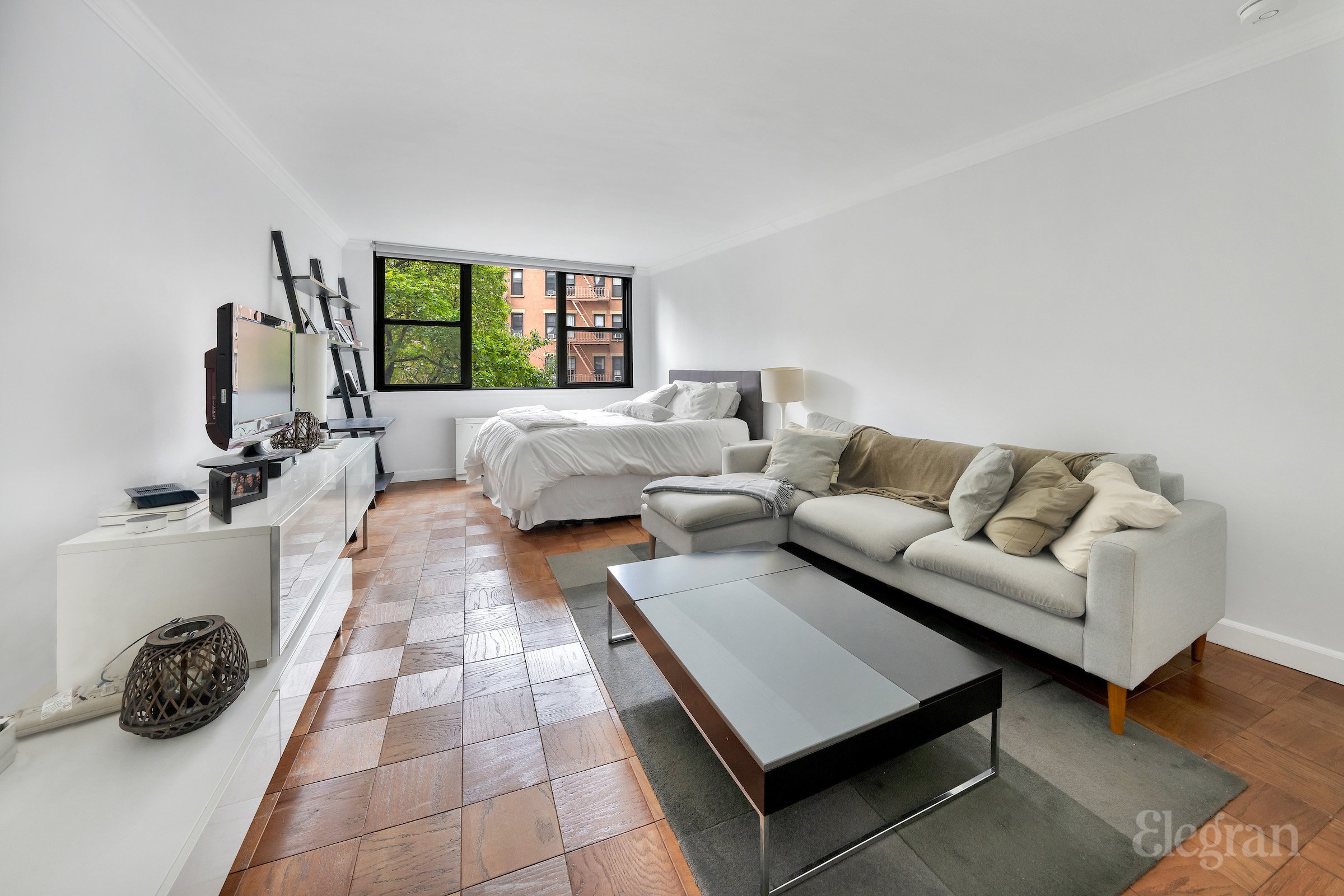 225 East 36th Street 2-H, Murray Hill, Midtown East, NYC - 1 Bathrooms  
2 Rooms - 