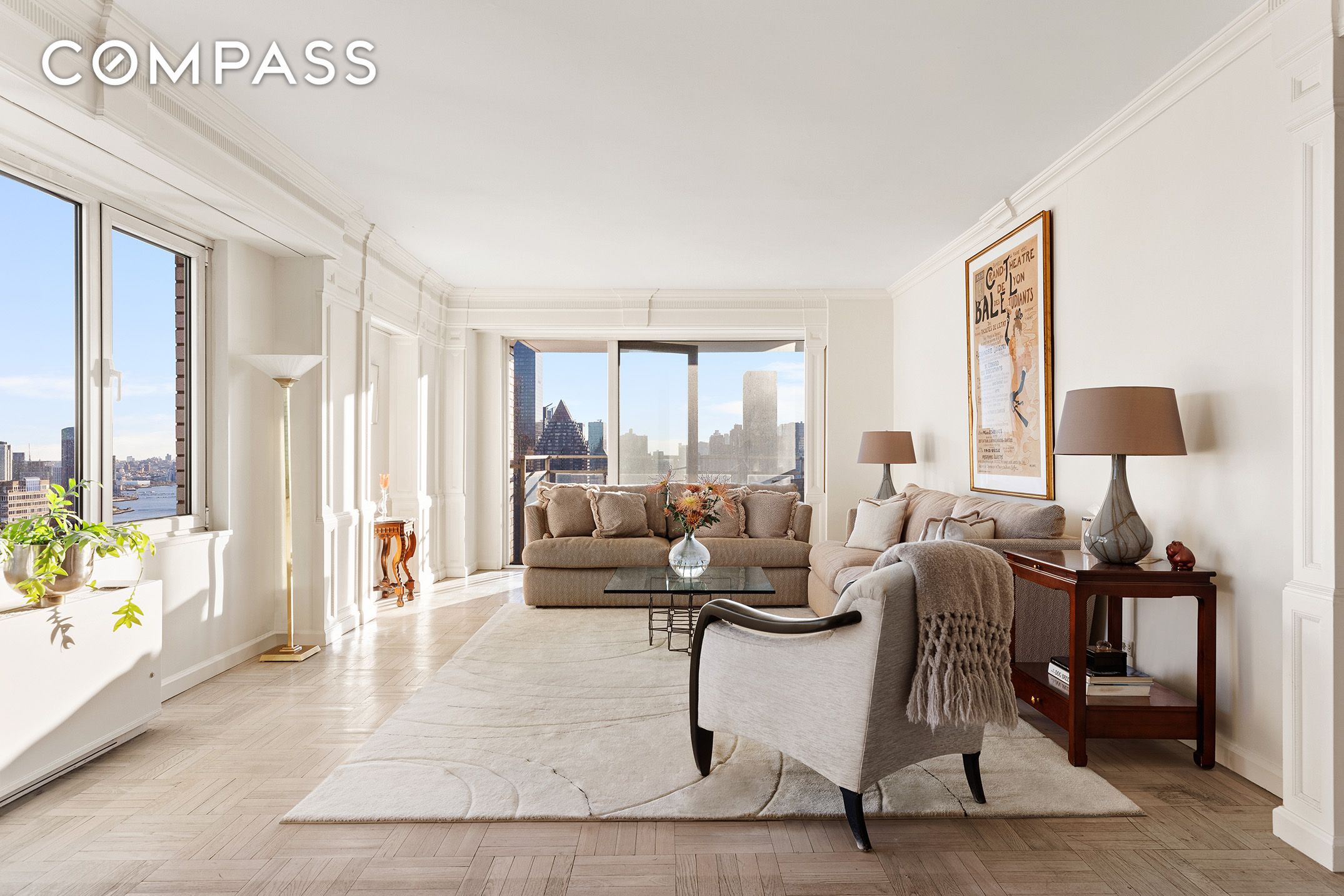 303 East 57th Street 39A, Sutton Place, Midtown East, NYC - 3 Bedrooms  
2.5 Bathrooms  
6 Rooms - 
