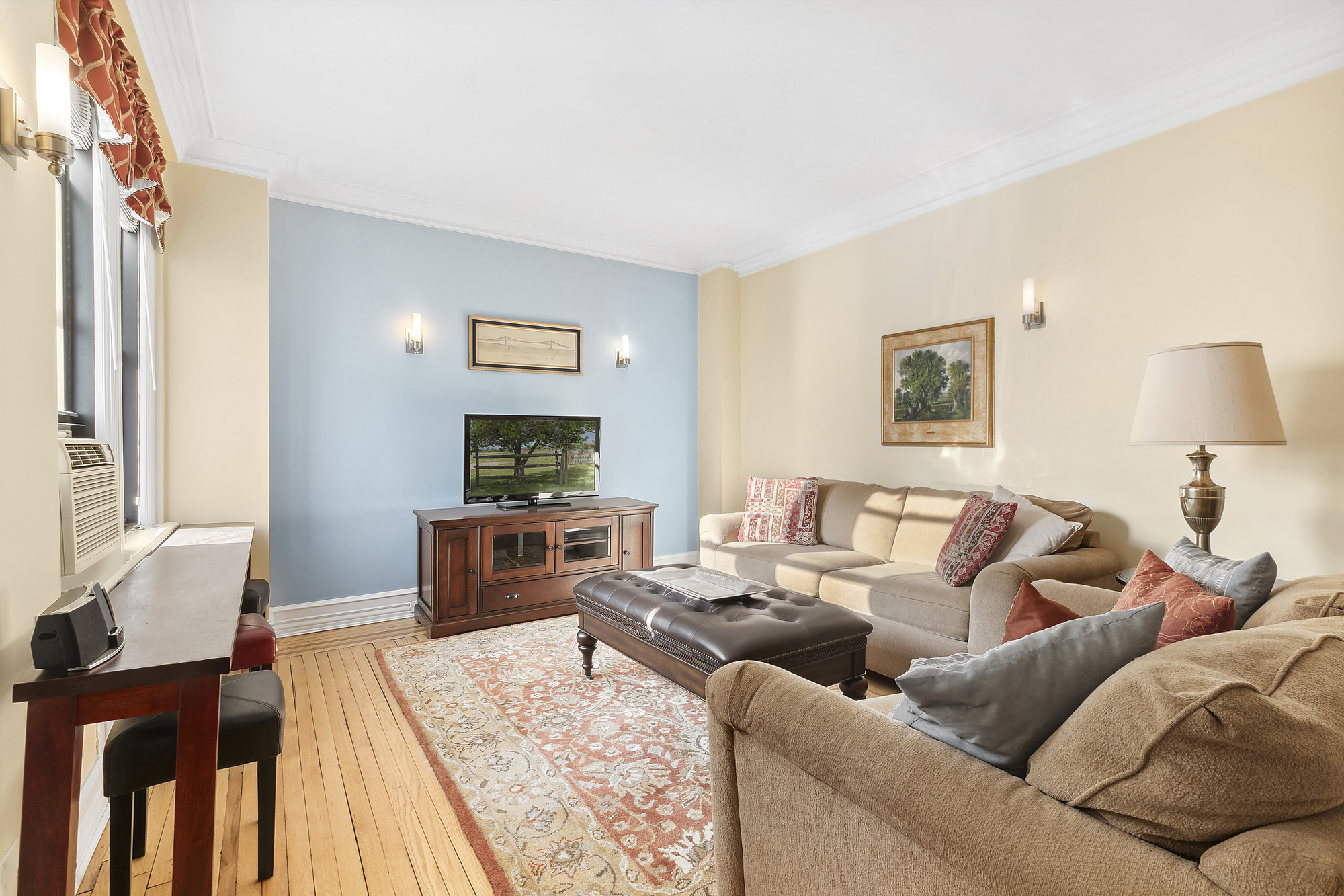 136 East 36th Street 2C, Murray Hill, Midtown East, NYC - 1 Bedrooms  
1 Bathrooms  
3 Rooms - 
