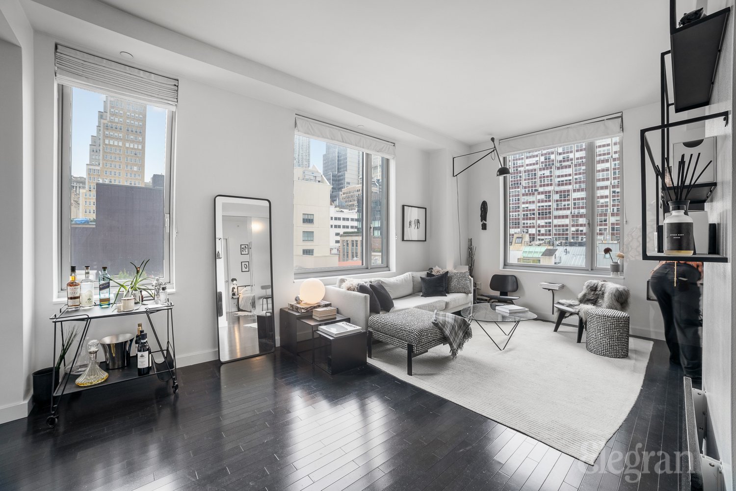 85 West Broadway 10-E, Tribeca, Downtown, NYC - 1 Bedrooms  
1 Bathrooms  
3 Rooms - 