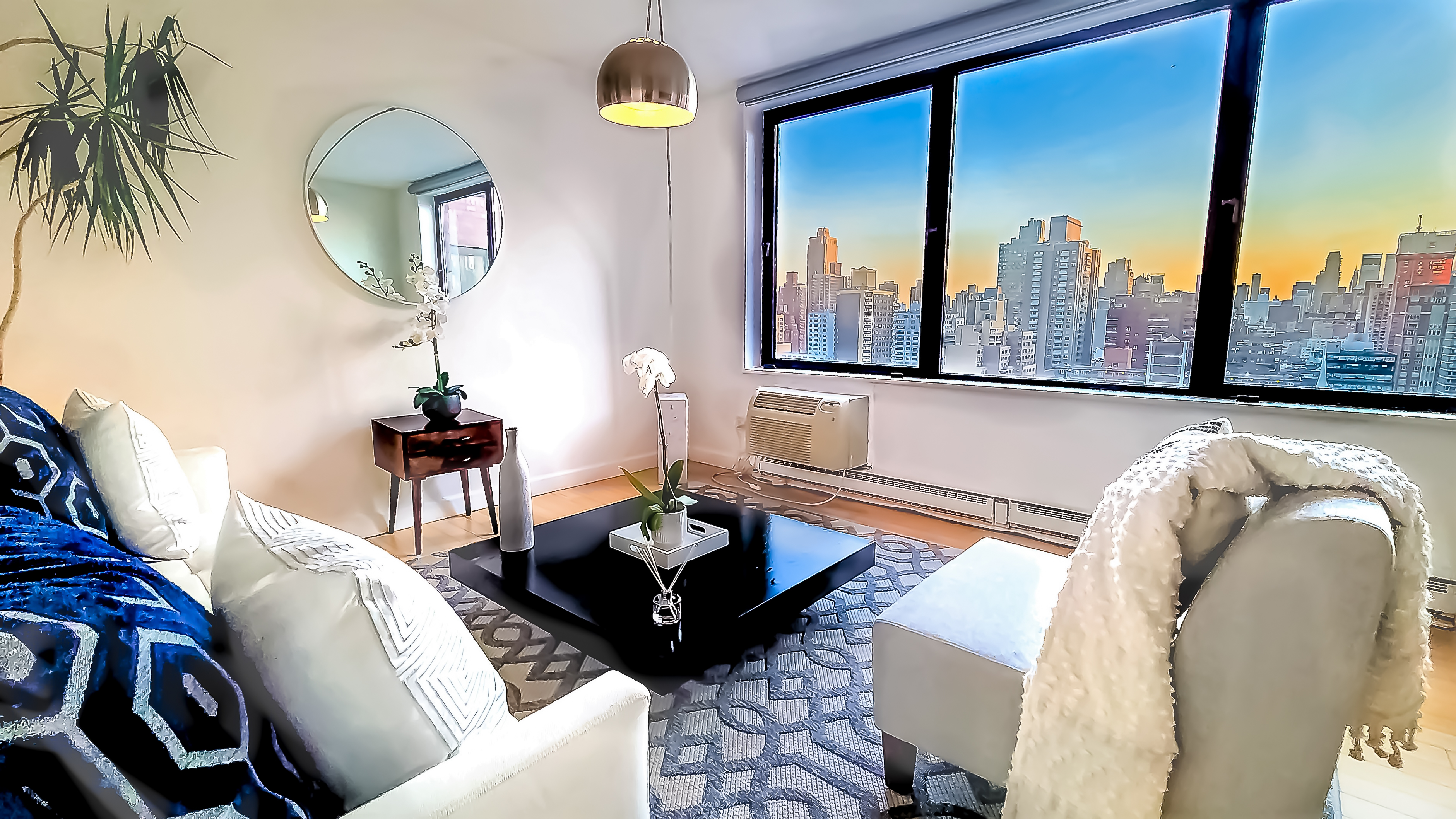 1619 3rd Avenue 19J, Yorkville, Upper East Side, NYC - 2 Bedrooms  
1 Bathrooms  
4 Rooms - 