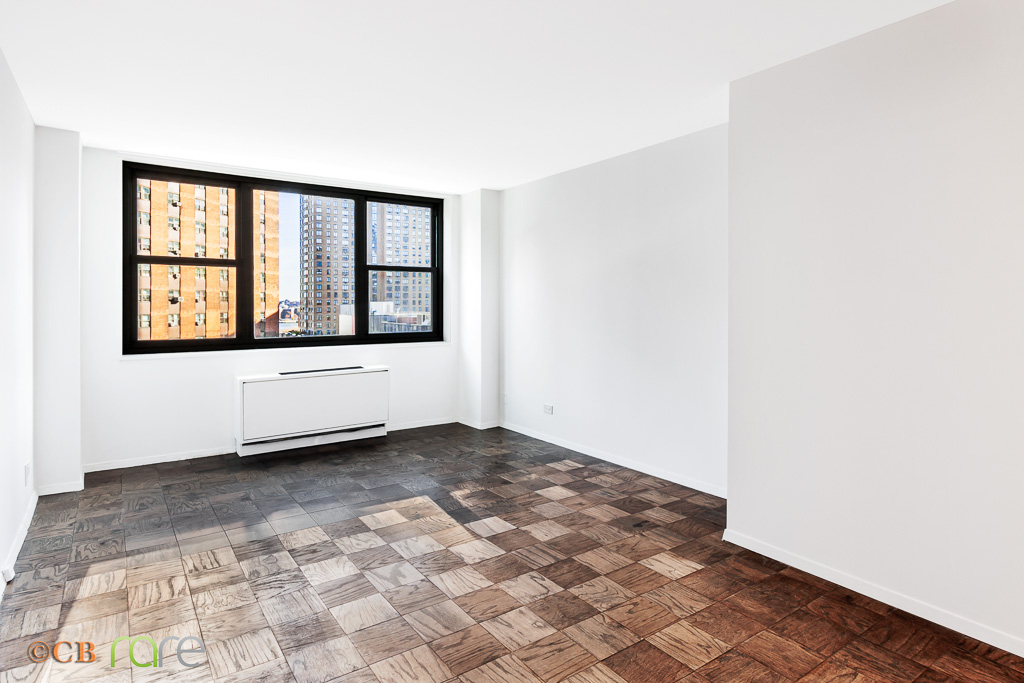 340 East 93rd Street 11F, Yorkville, Upper East Side, NYC - 1 Bedrooms  
1 Bathrooms  
3 Rooms - 