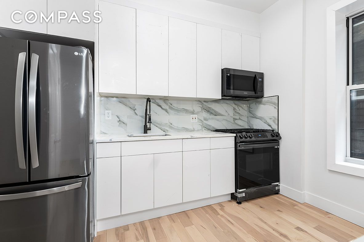 88 Brooklyn Avenue, New York, NY 11216, 1 Bedroom Bedrooms, 3 Rooms Rooms,1 BathroomBathrooms,Residential,For Sale,Brooklyn,COMP-1456122032289014161