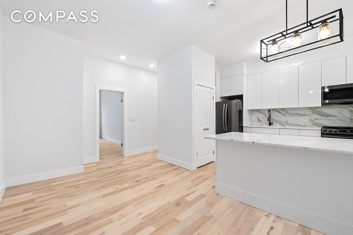 88 Brooklyn Avenue, New York, NY 11216, 1 Bedroom Bedrooms, 3 Rooms Rooms,1 BathroomBathrooms,Residential,For Sale,Brooklyn,COMP-1456122032289014161