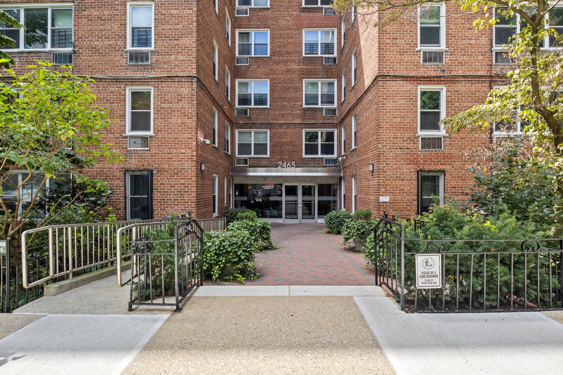 2465 PALISADE Avenue, New York, NY 10463, 1 Bedroom Bedrooms, 3 Rooms Rooms,1 BathroomBathrooms,Residential,For Sale,PALISADE,RPLU-5122793970