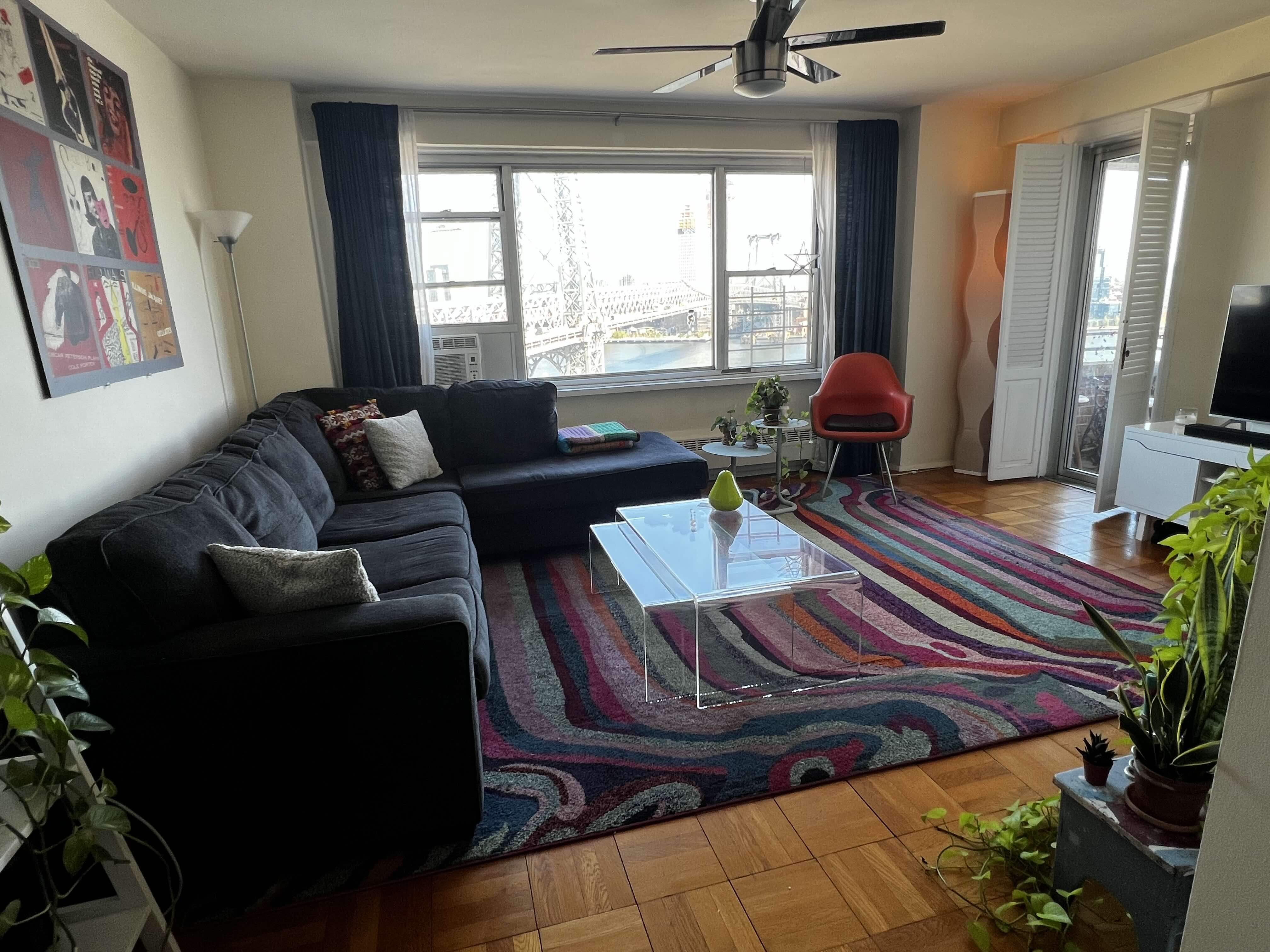 477 FDR Drive M1606, Lower East Side, Downtown, NYC - 2 Bedrooms  
1 Bathrooms  
5 Rooms - 