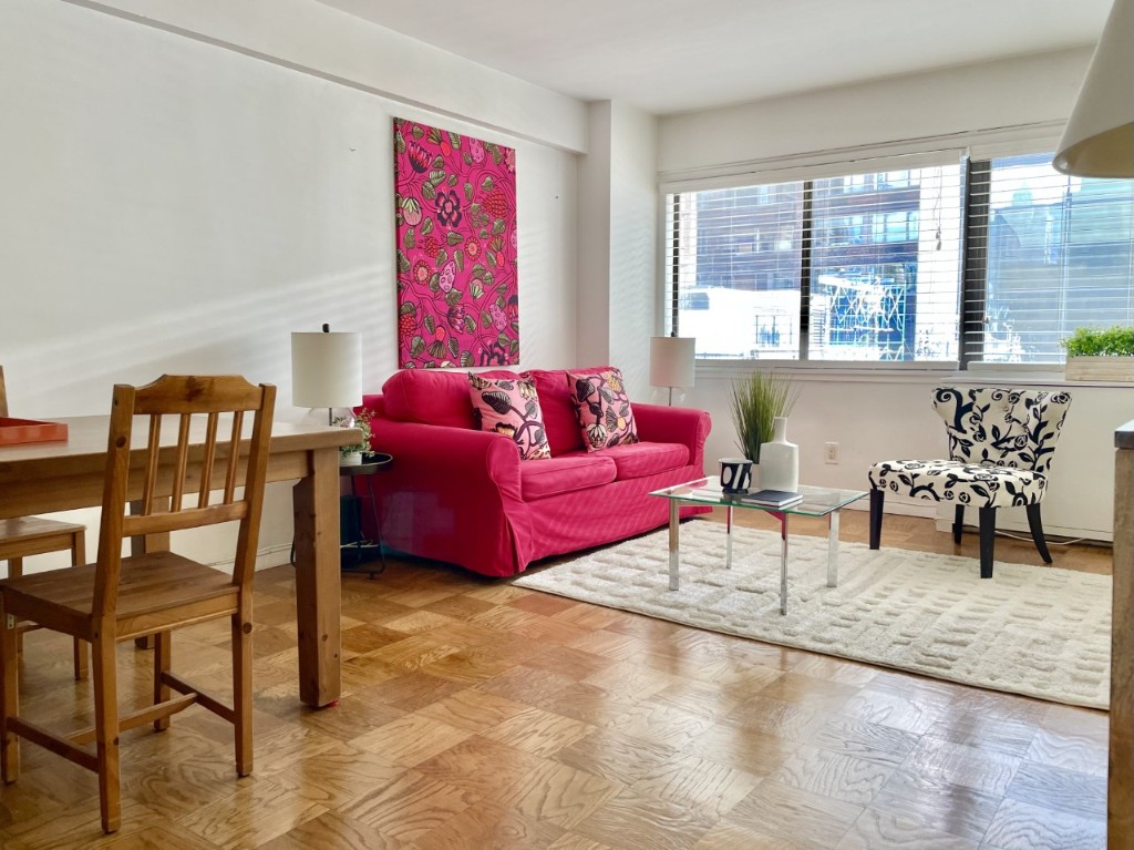 310 West 56th Street 10E, Midtown West, Midtown West, NYC - 1 Bathrooms  
2 Rooms - 
