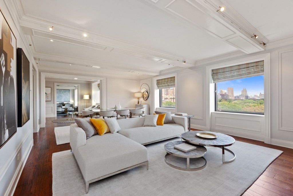 160 Central Park 1201, Midtown West, Midtown West, NYC - 3 Bedrooms  
3 Bathrooms  
5 Rooms - 