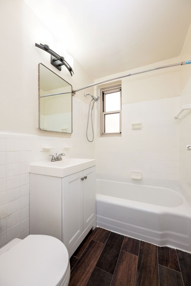 629 KAPPOCK Street, New York, NY 10463, 2 Bedrooms Bedrooms, 5 Rooms Rooms,1 BathroomBathrooms,Residential,For Sale,BONNIE CREST,KAPPOCK,RPLU-798322817223