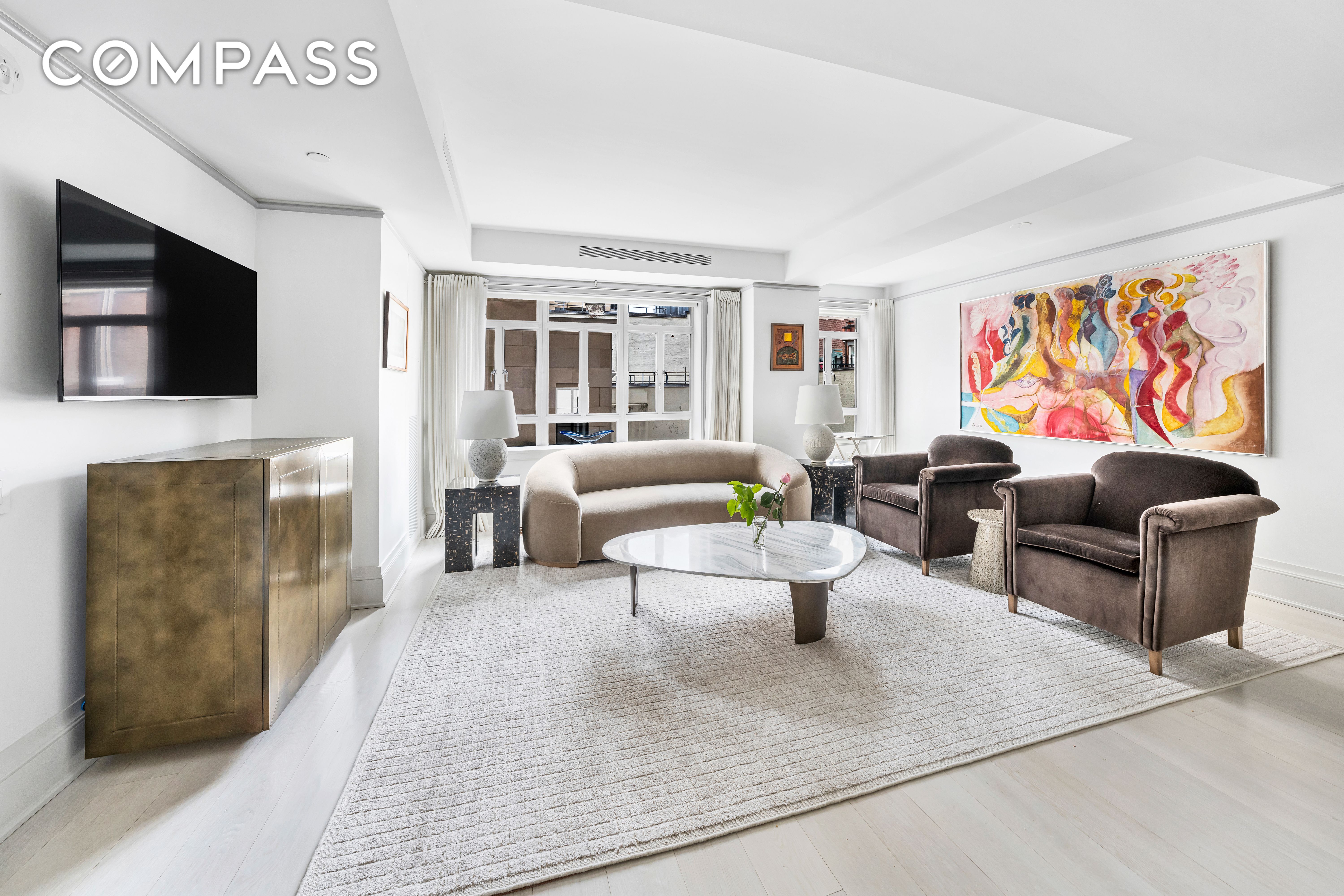 21 East 61st Street 6A, Upper East Side, Upper East Side, NYC - 2 Bedrooms  
2 Bathrooms  
4 Rooms - 