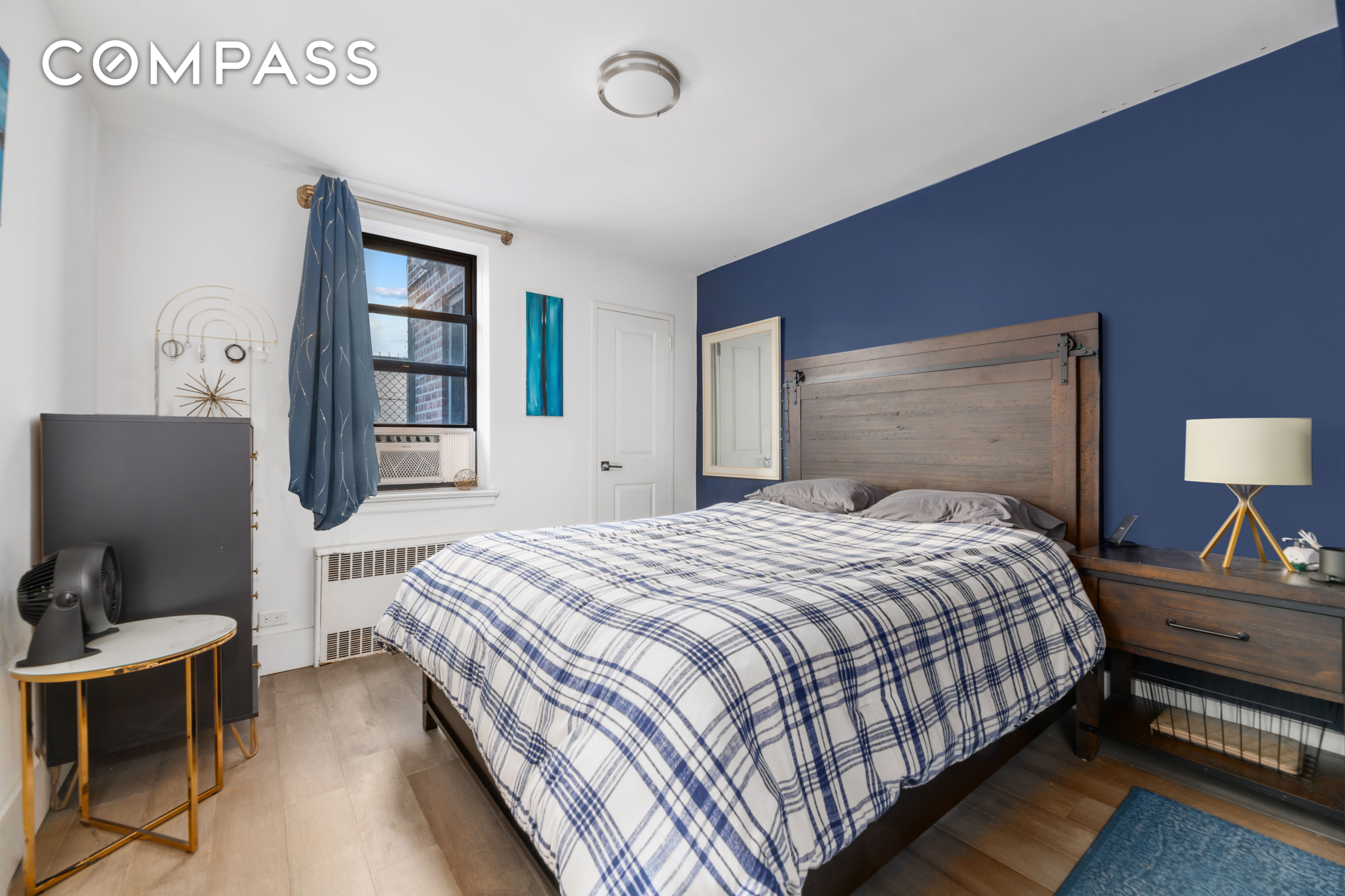 2420 Morris Avenue 1I, Fordham Heights, Bronx, New York - 1 Bedrooms  
1 Bathrooms  
4 Rooms - 