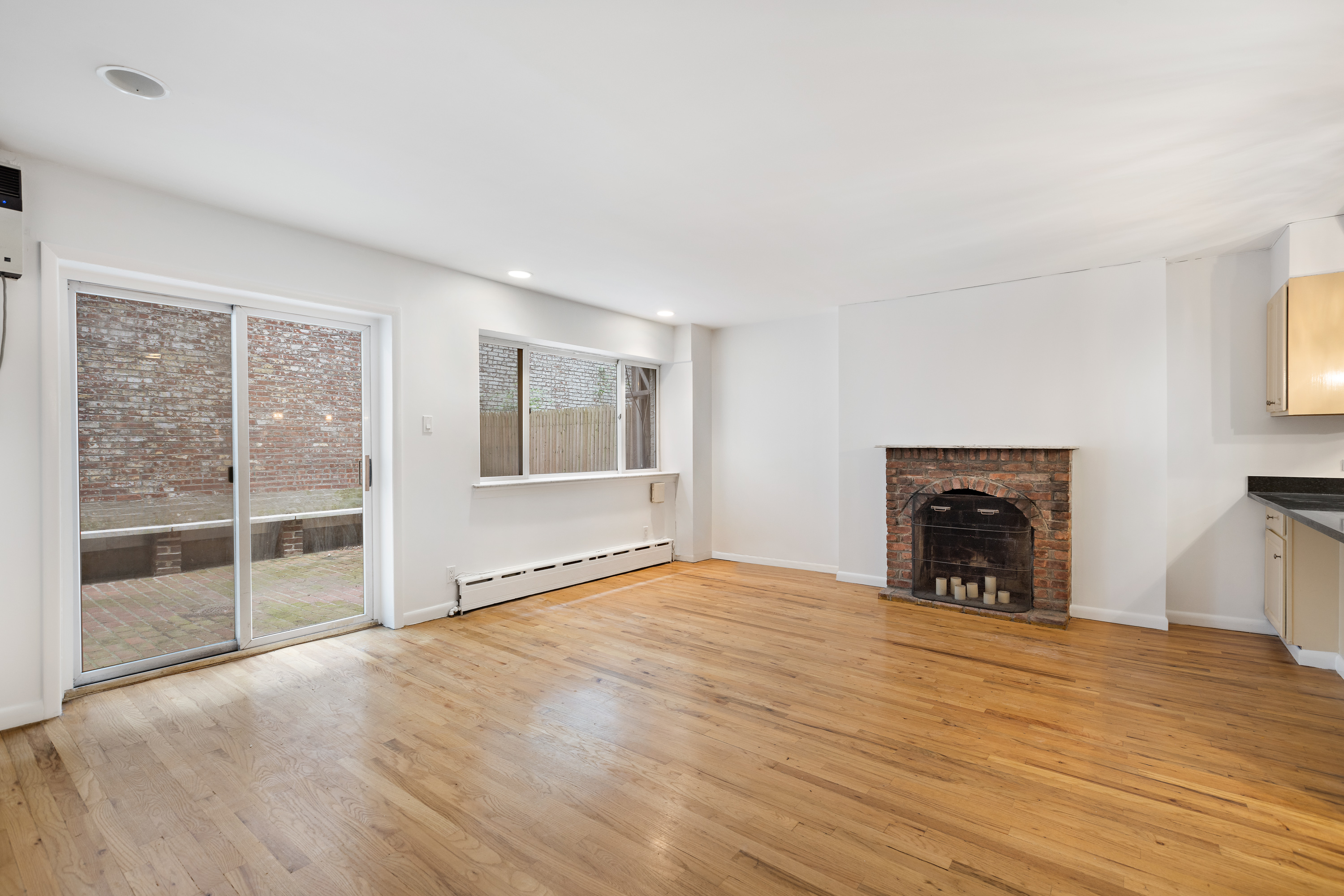Photo 1 of 1215 Park Avenue 1, Upper East Side, NYC, $4,750, Web #: 1054130541