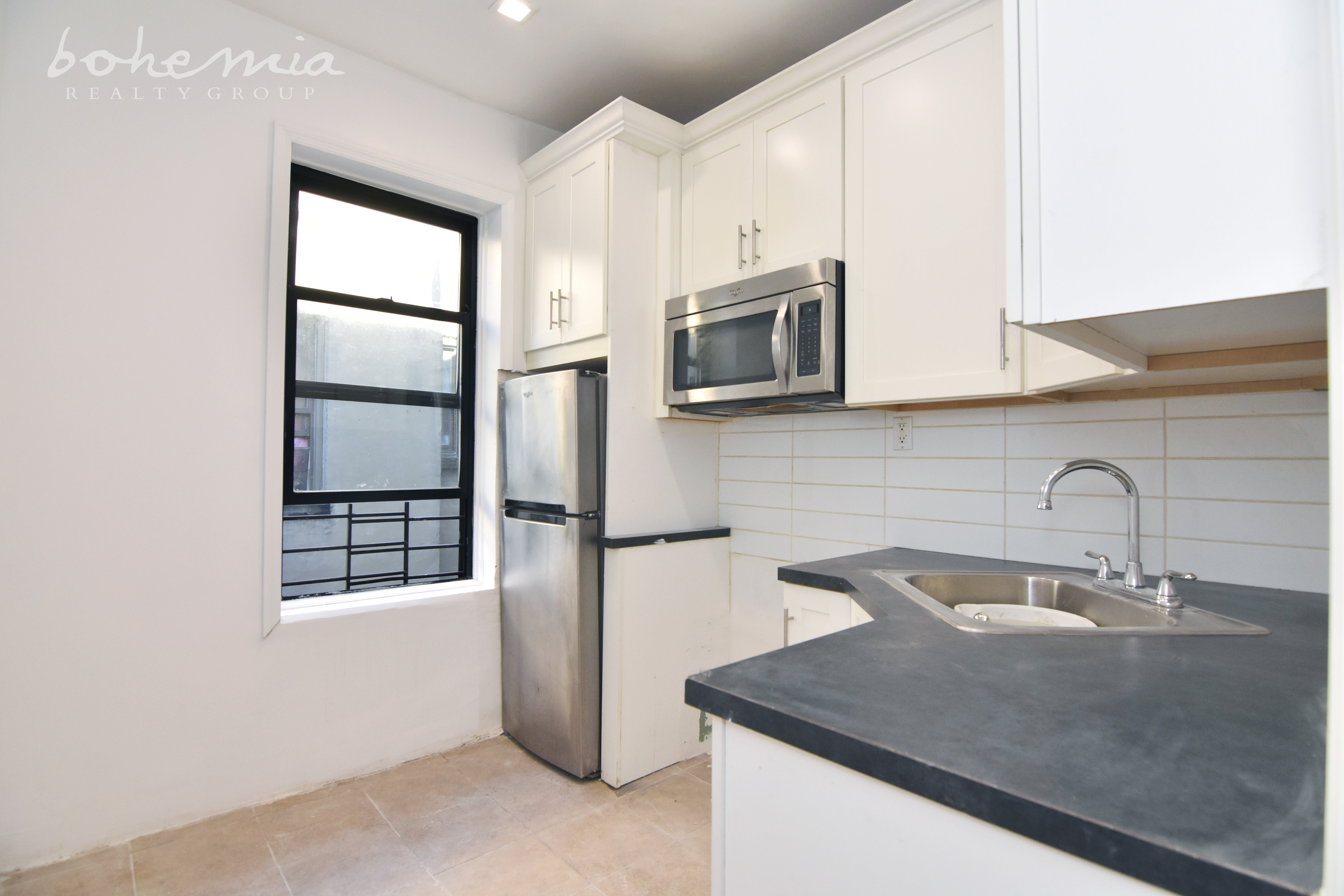 145 Edgecombe Avenue E-2, Hamilton Heights, Upper Manhattan, NYC - 2 Bedrooms  
1 Bathrooms  
4 Rooms - 