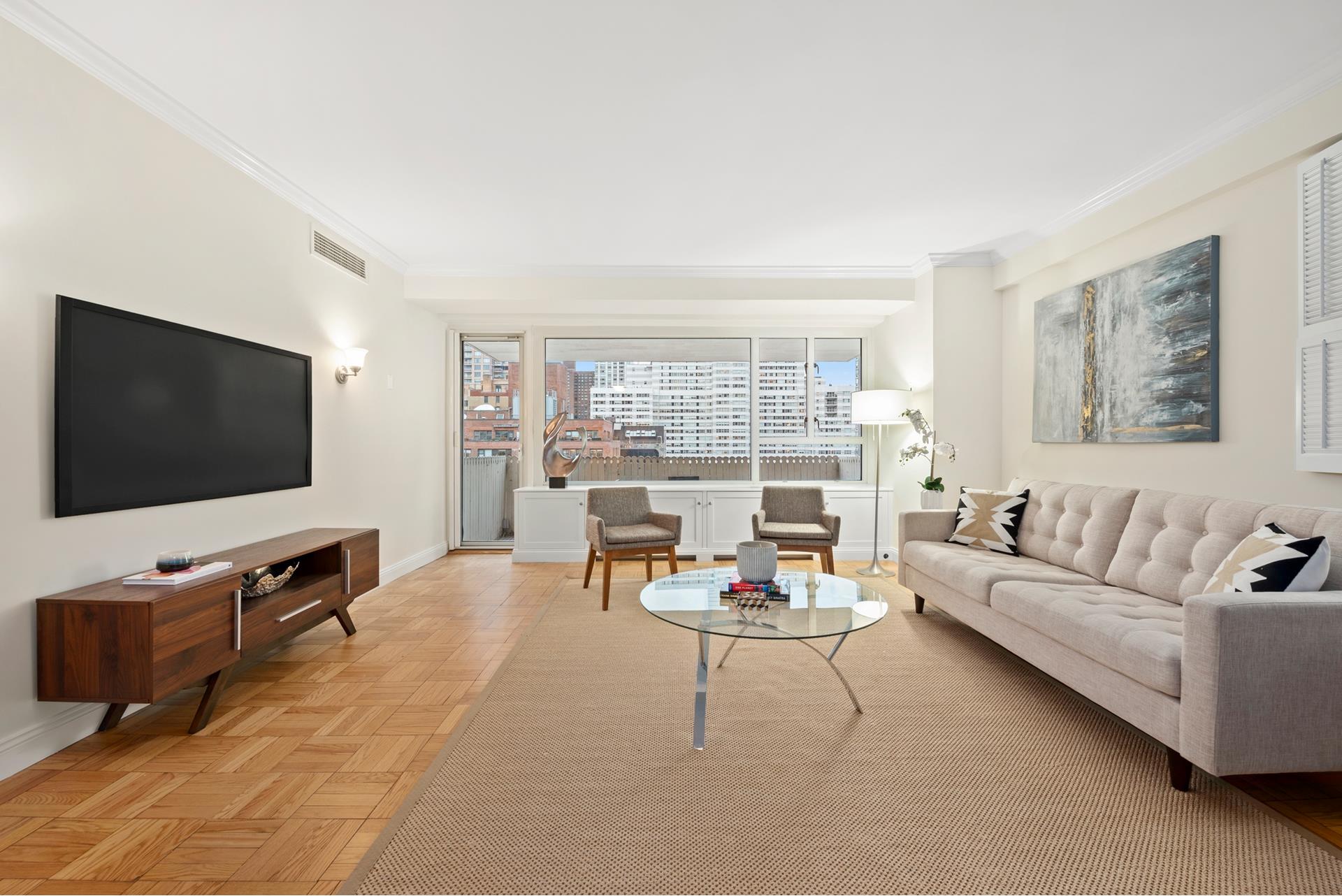 200 East 66th Street C1402, Lenox Hill, Upper East Side, NYC - 2 Bedrooms  
2 Bathrooms  
5 Rooms - 