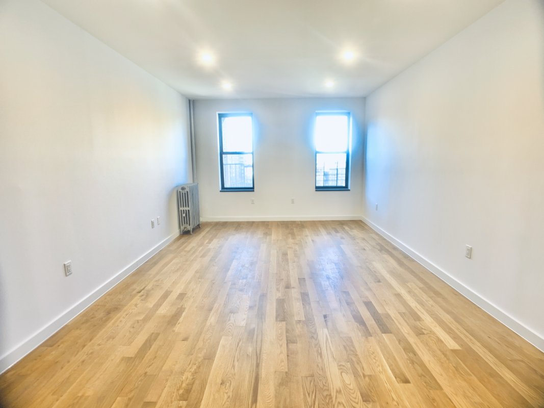 3971 Gouverneur Avenue 4-K, Kingsbridge, Bronx, New York - 1 Bedrooms  
1 Bathrooms  
3 Rooms - 