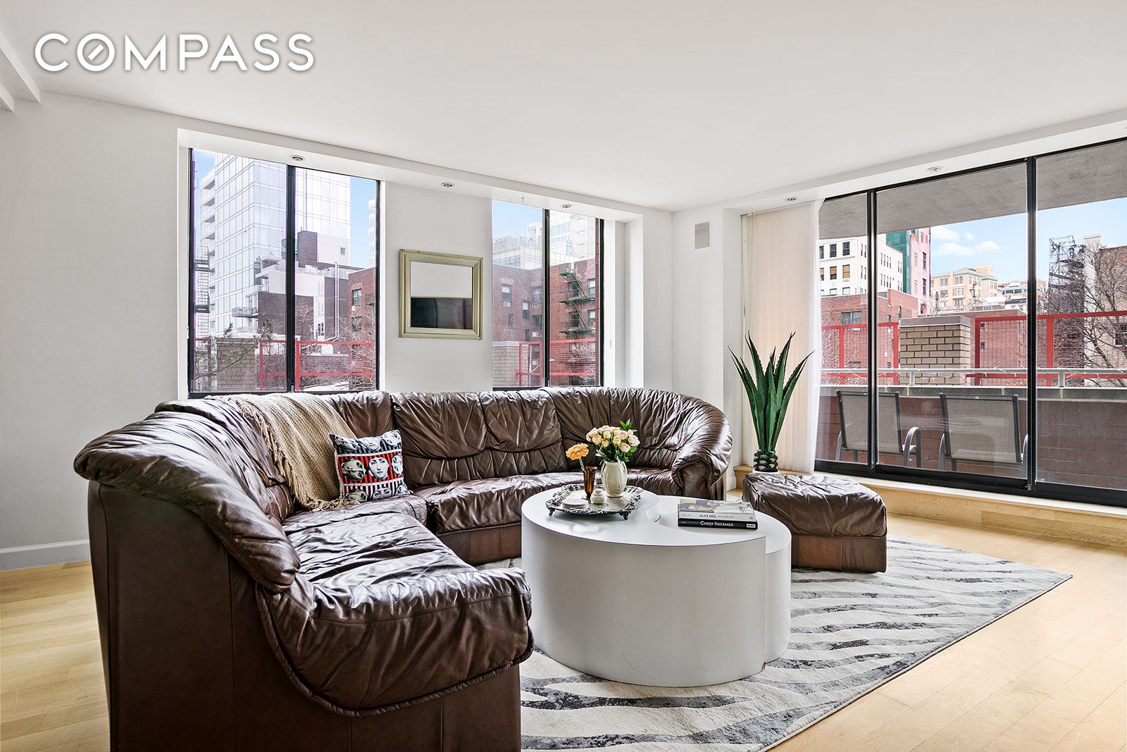140 Charles Street 3A, West Village, Downtown, NYC - 2 Bedrooms  
2 Bathrooms  
5 Rooms - 