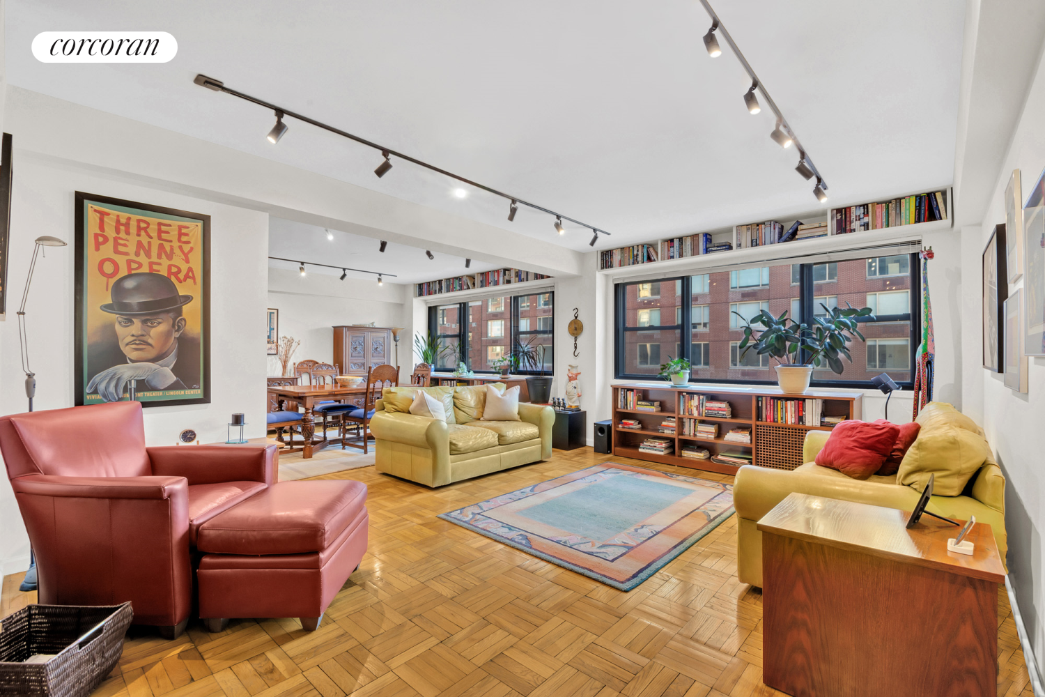 305 East 72nd Street 12De, Lenox Hill, Upper East Side, NYC - 3 Bedrooms  
3 Bathrooms  
7 Rooms - 