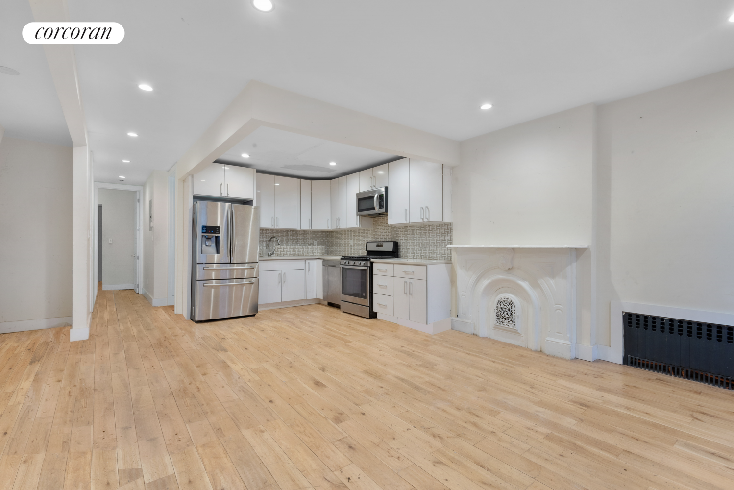 109 Malcolm X Boulevard 1, Stuyvesant Heights, Downtown, NYC - 1 Bedrooms  
1.5 Bathrooms  
4 Rooms - 