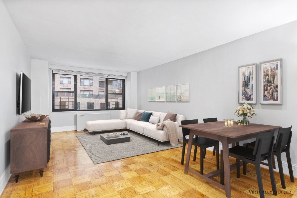 Photo 1 of 305 East 40th Street 5F, Midtown East, NYC, $639,000, Web #: 1058756155