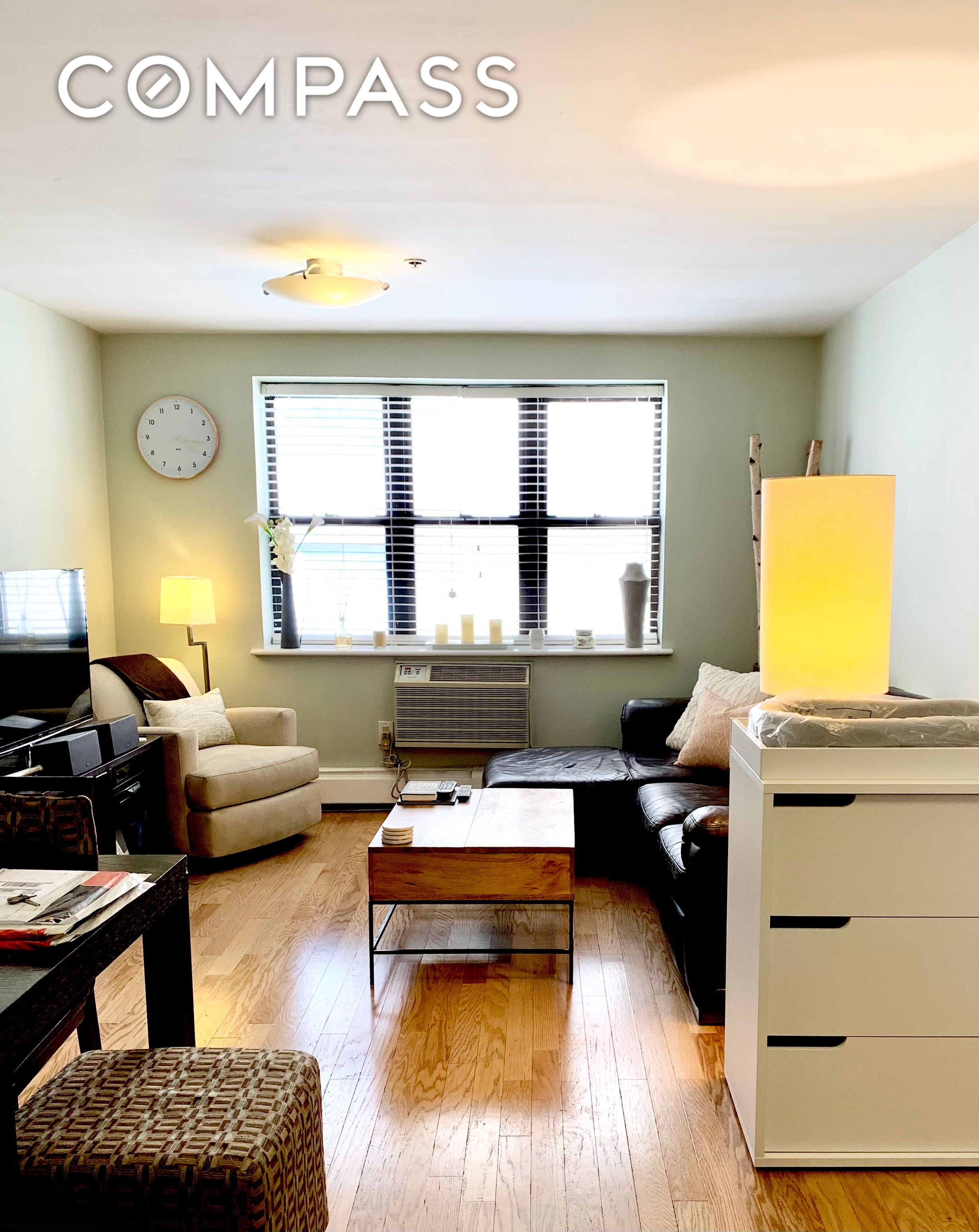 400 East 14th Street 5E, East Village, Downtown, NYC - 1 Bedrooms  
1 Bathrooms  
3 Rooms - 