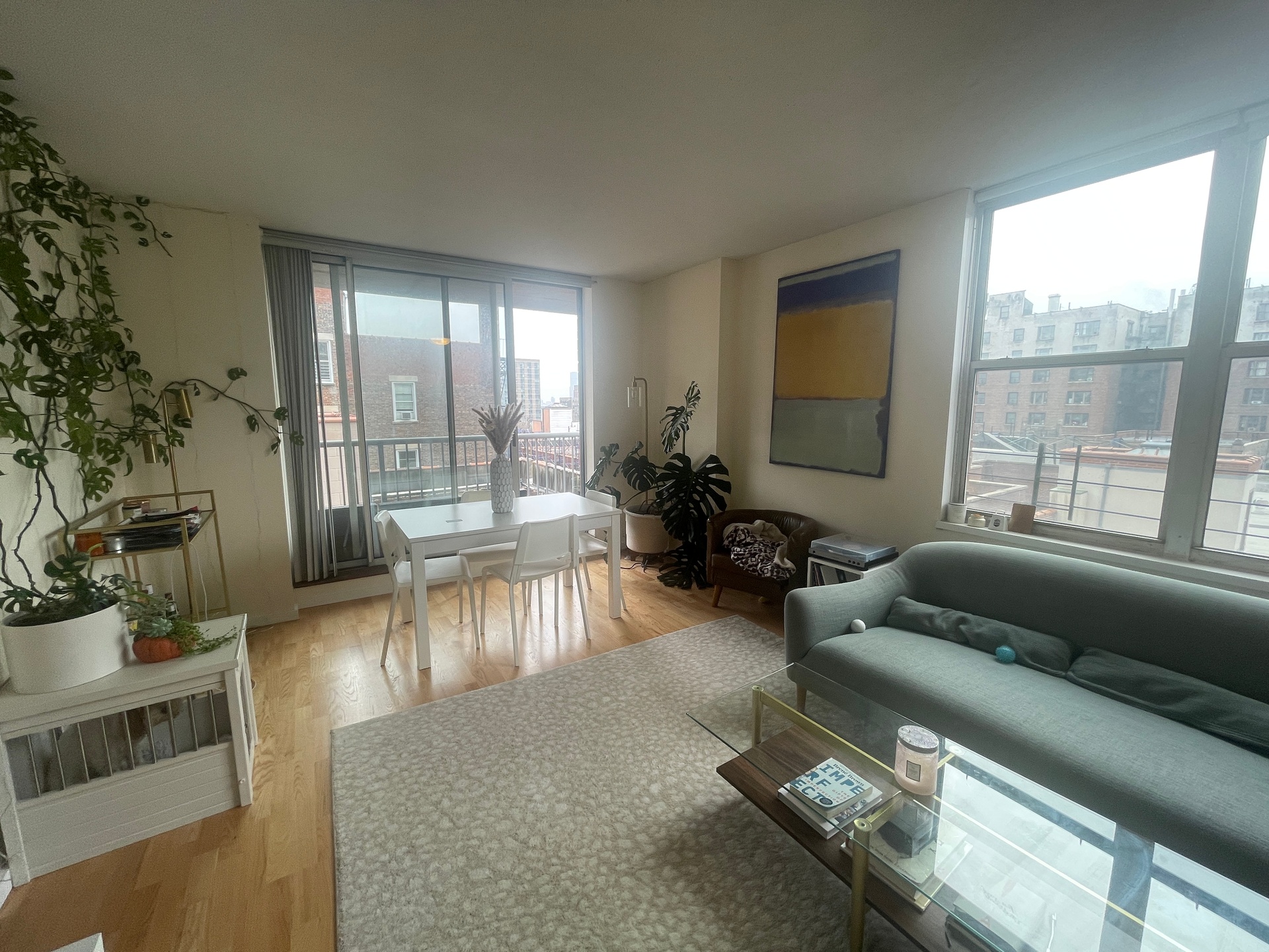 520 West 112th Street 9-B, Morningside Heights, Upper Manhattan, NYC - 1 Bedrooms  
1 Bathrooms  
3 Rooms - 