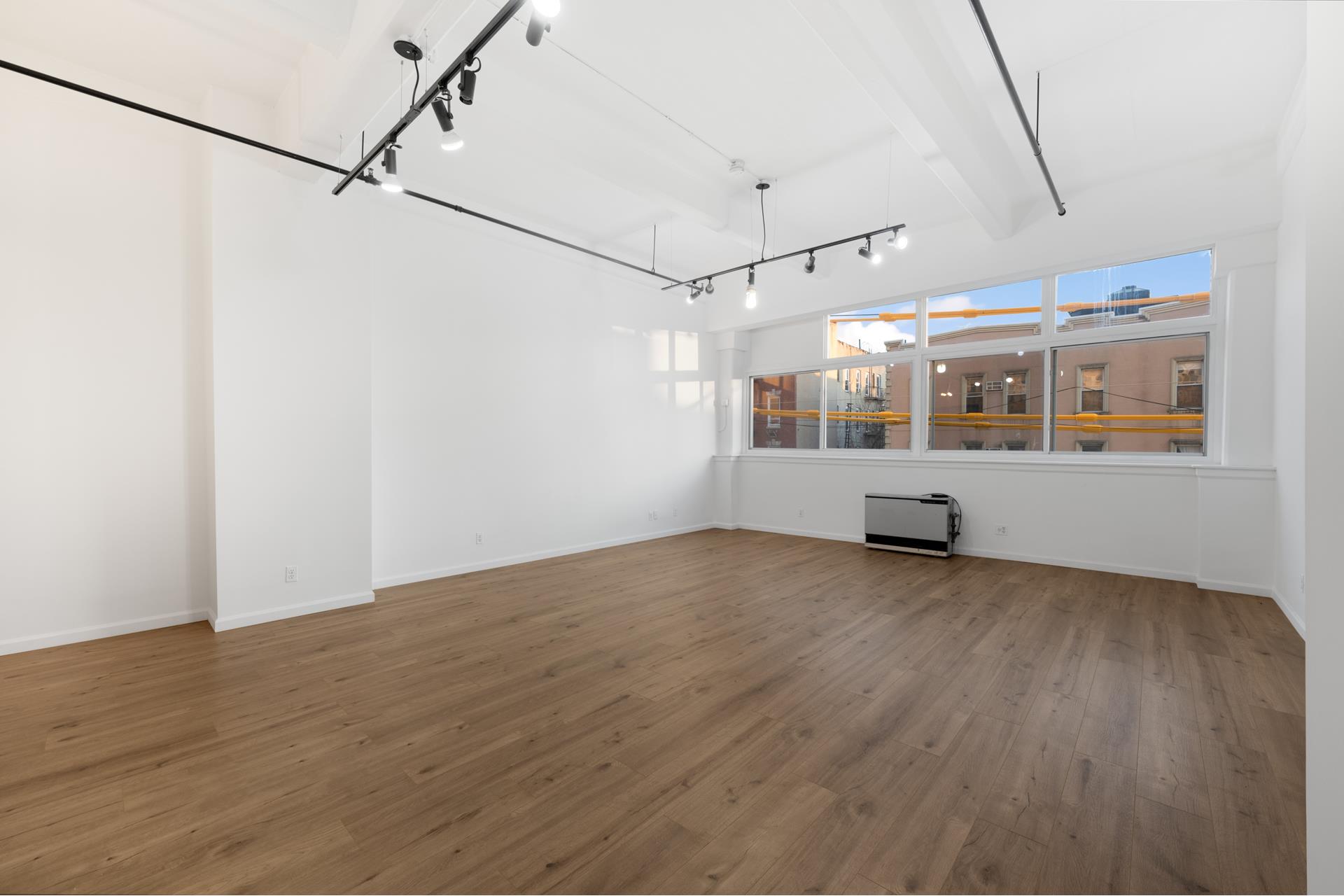 Photo 1 of 231 Norman Avenue 203, Greenpoint, New York, $435,000, Web #: 1059410942