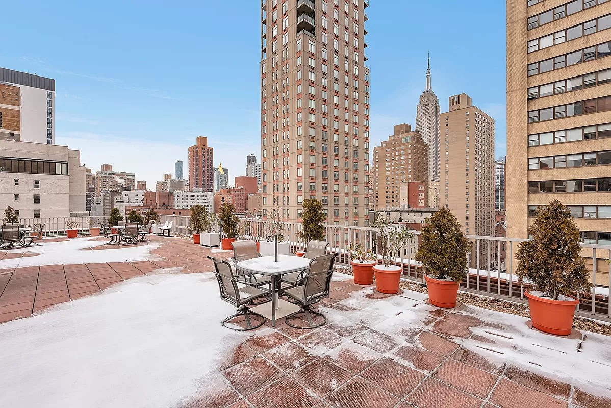 201 E 37th Street, New York, NY 10016, 1 Room Rooms,1 BathroomBathrooms,Residential,For Sale,WINGATE,37th,RLMX-96038