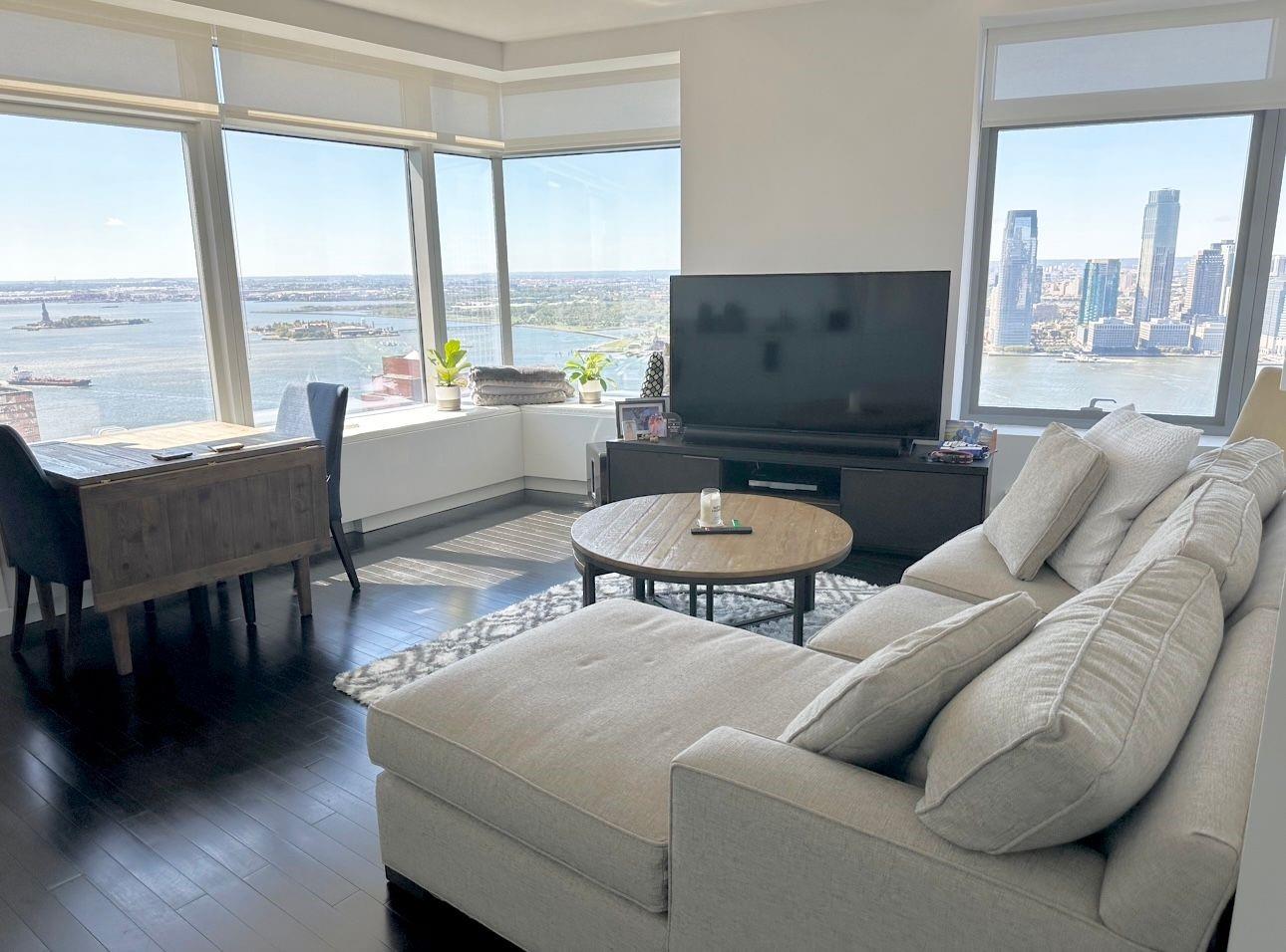 123 Washington Street 49A, Financial District, Downtown, NYC - 1 Bedrooms  
1 Bathrooms  
3 Rooms - 