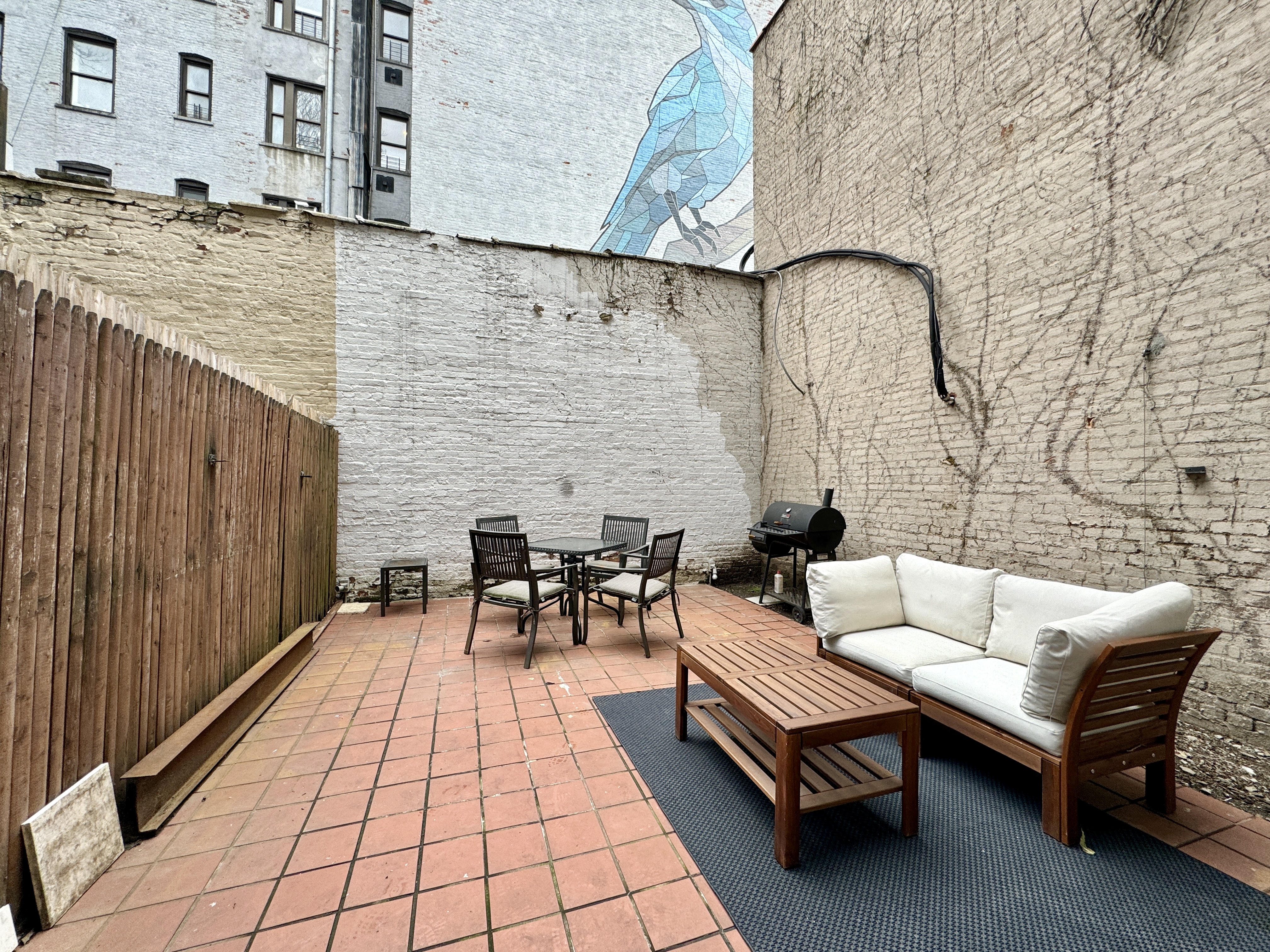 596 West 152nd Street Garden, Hamilton Heights, Upper Manhattan, NYC - 2 Bedrooms  
1 Bathrooms  
4 Rooms - 