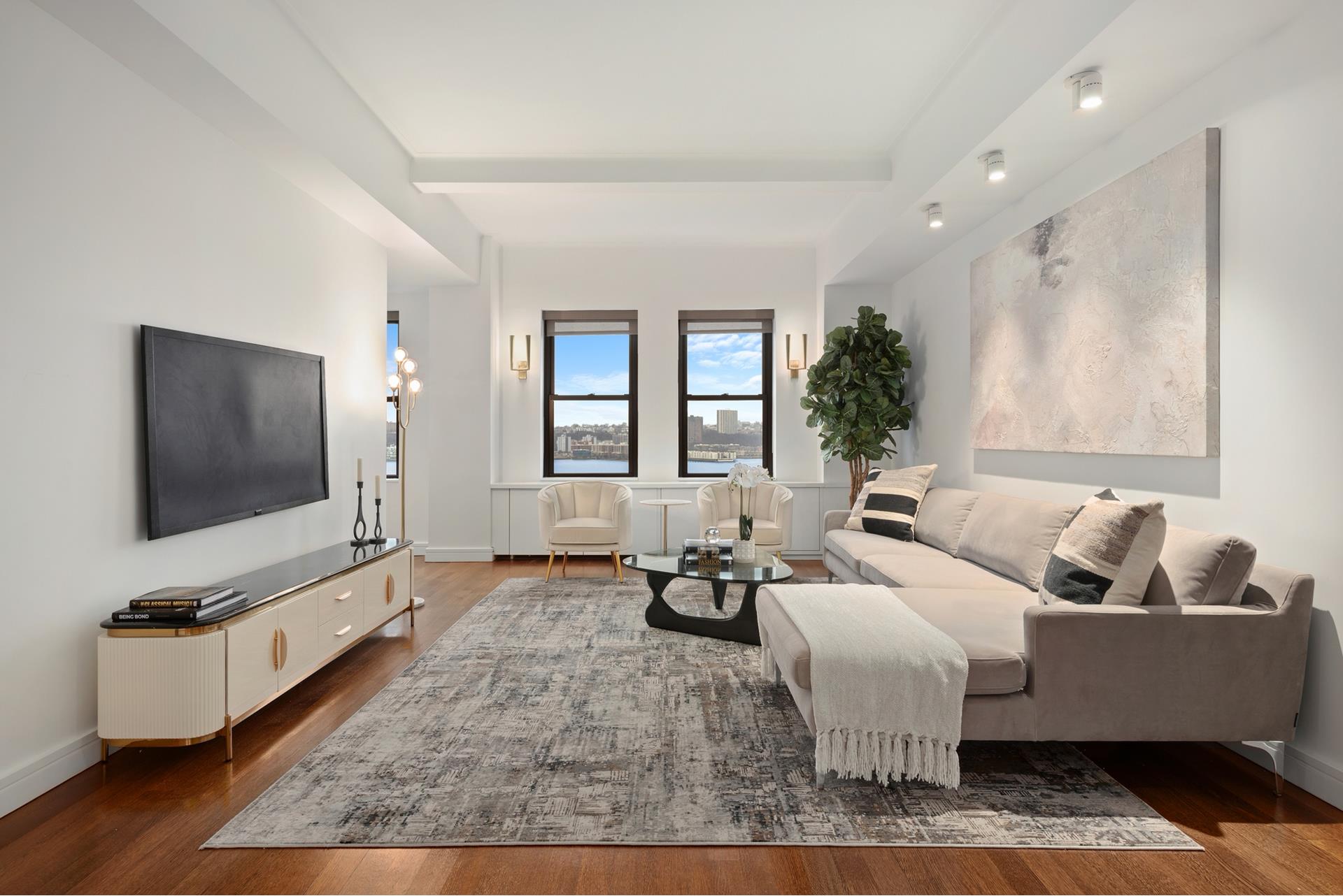 230 Riverside Drive 12B, Upper West Side, Upper West Side, NYC - 3 Bedrooms  
3 Bathrooms  
7 Rooms - 