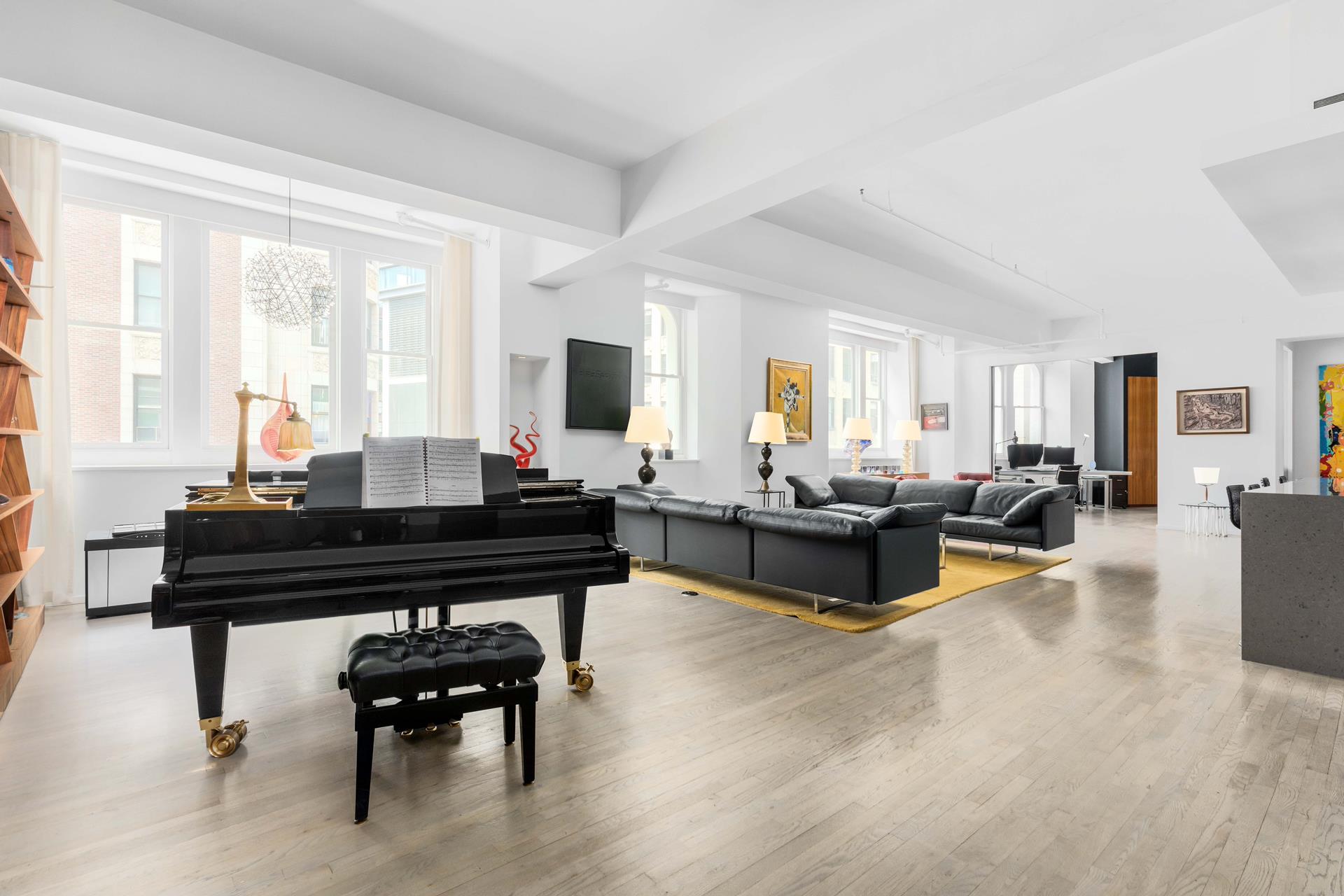 1200 Broadway 6Ab, Nomad, Downtown, NYC - 5 Bedrooms  
3.5 Bathrooms  
8 Rooms - 