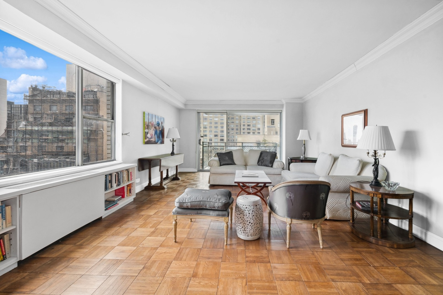 303 East 57th Street 19B, Sutton, Midtown East, NYC - 2 Bedrooms  
1.5 Bathrooms  
4 Rooms - 