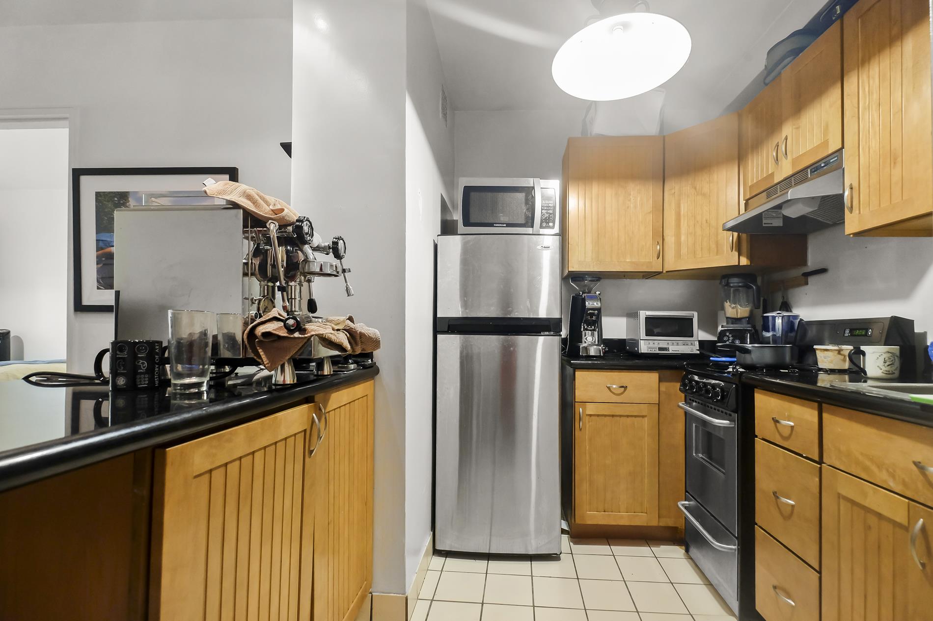 Photo 1 of 245 East 35th Street 3-A, Midtown East, NYC, $3,300, Web #: 1060121293